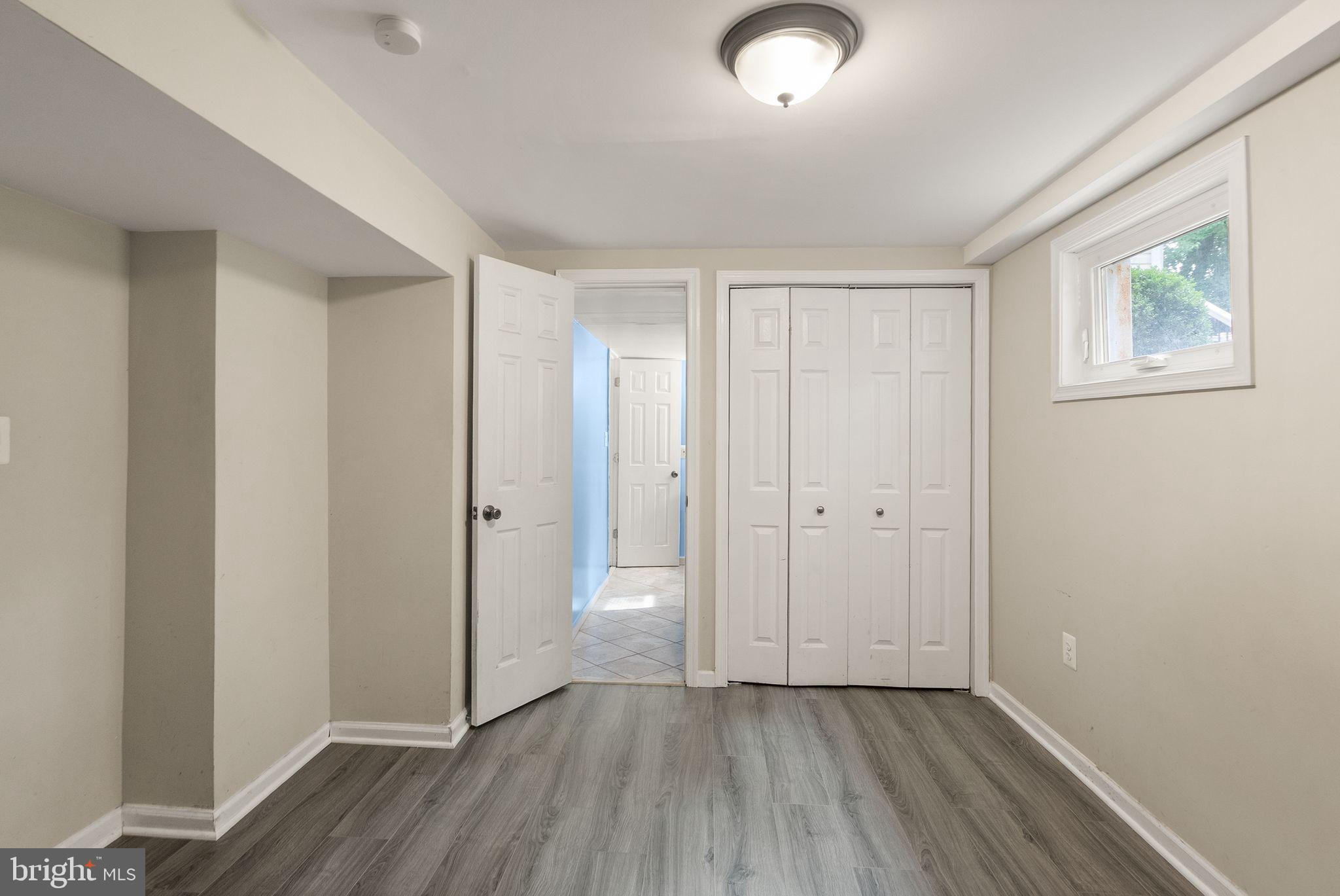 BROOKE MANOR - Residential