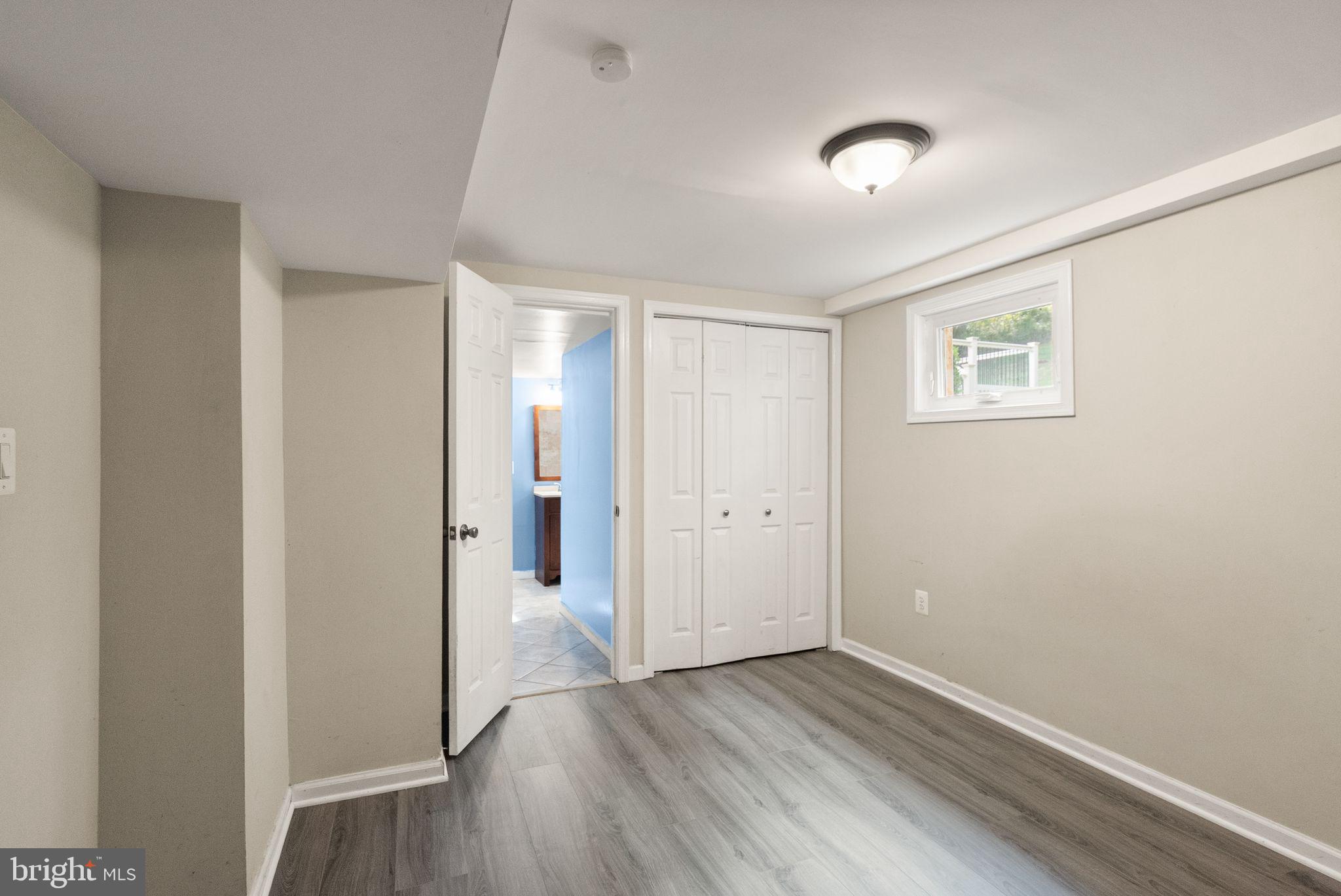 BROOKE MANOR - Residential