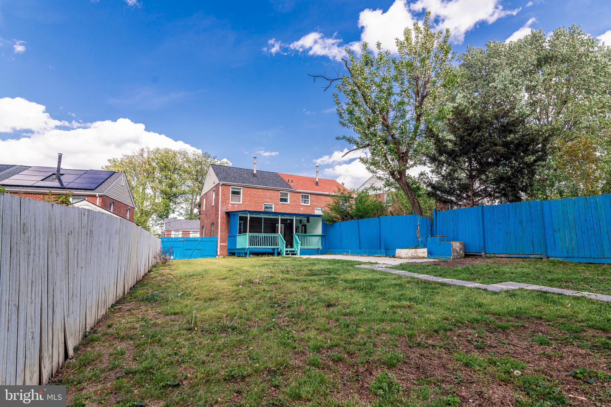 HAMPSHIRE HEIGHTS - Residential