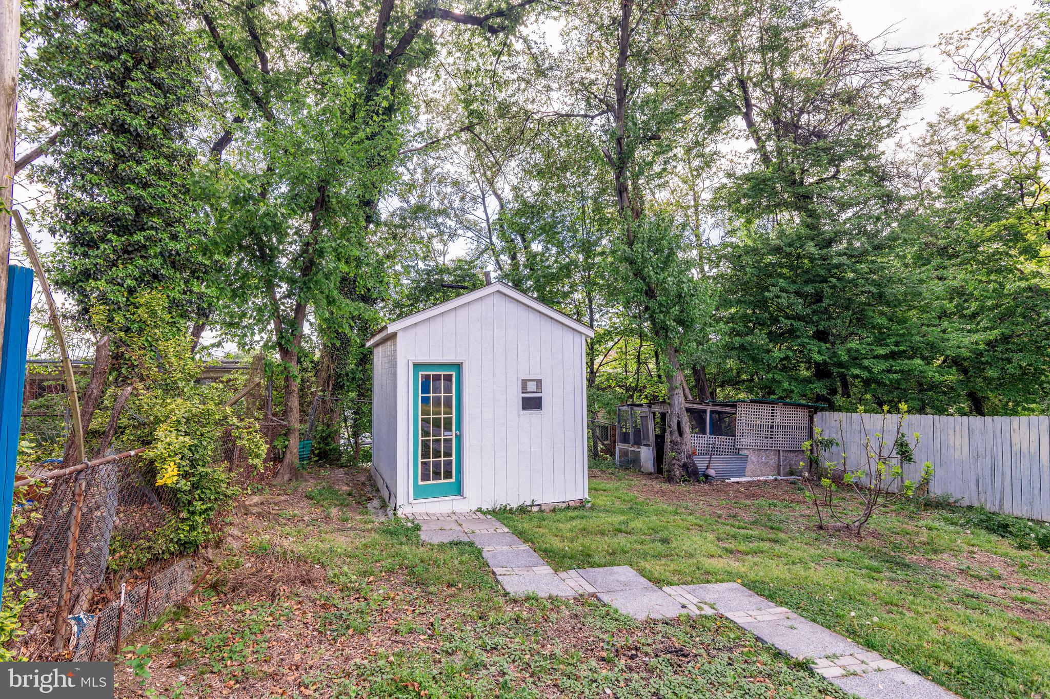 HAMPSHIRE HEIGHTS - Residential