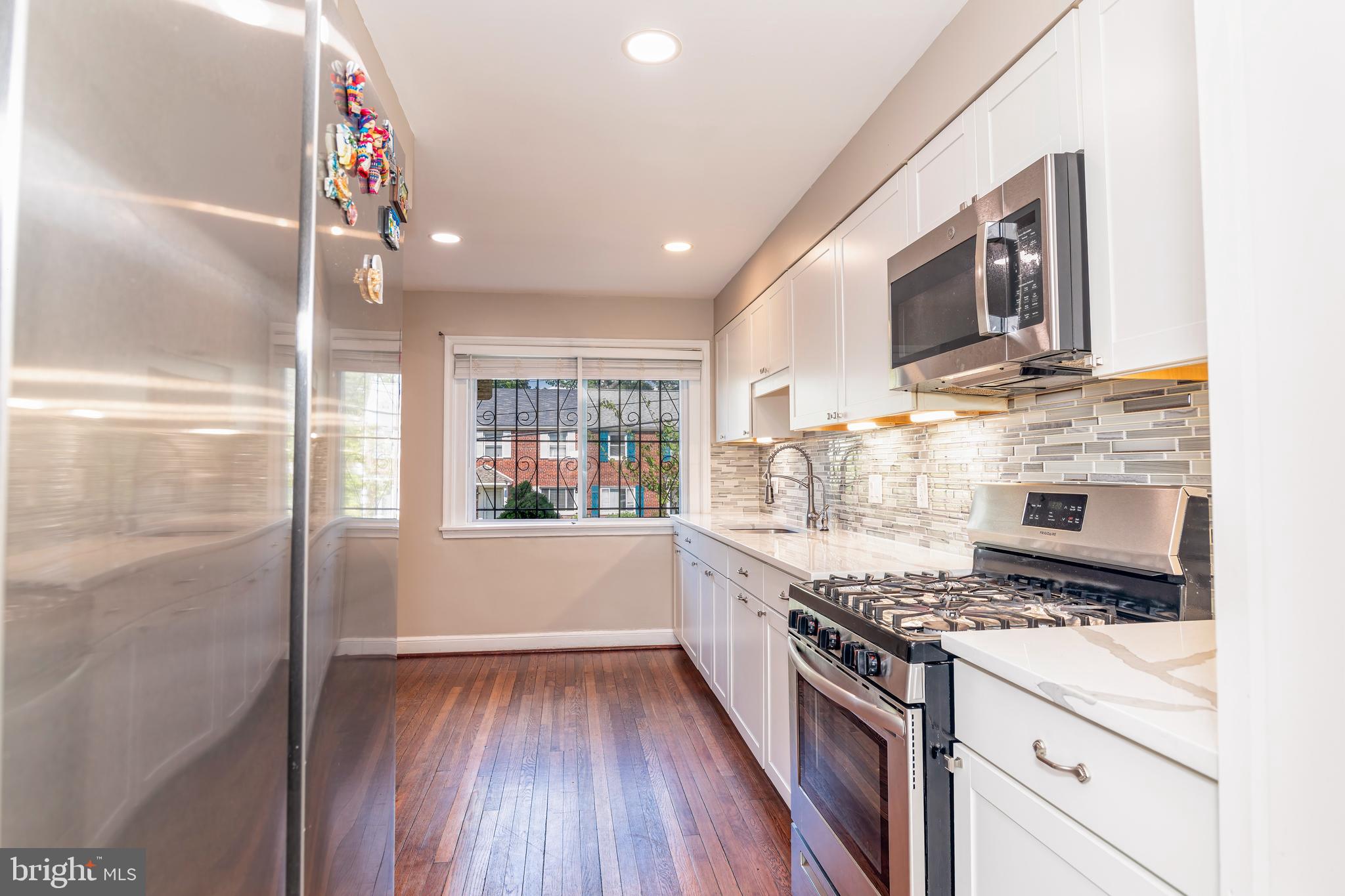 HAMPSHIRE HEIGHTS - Residential