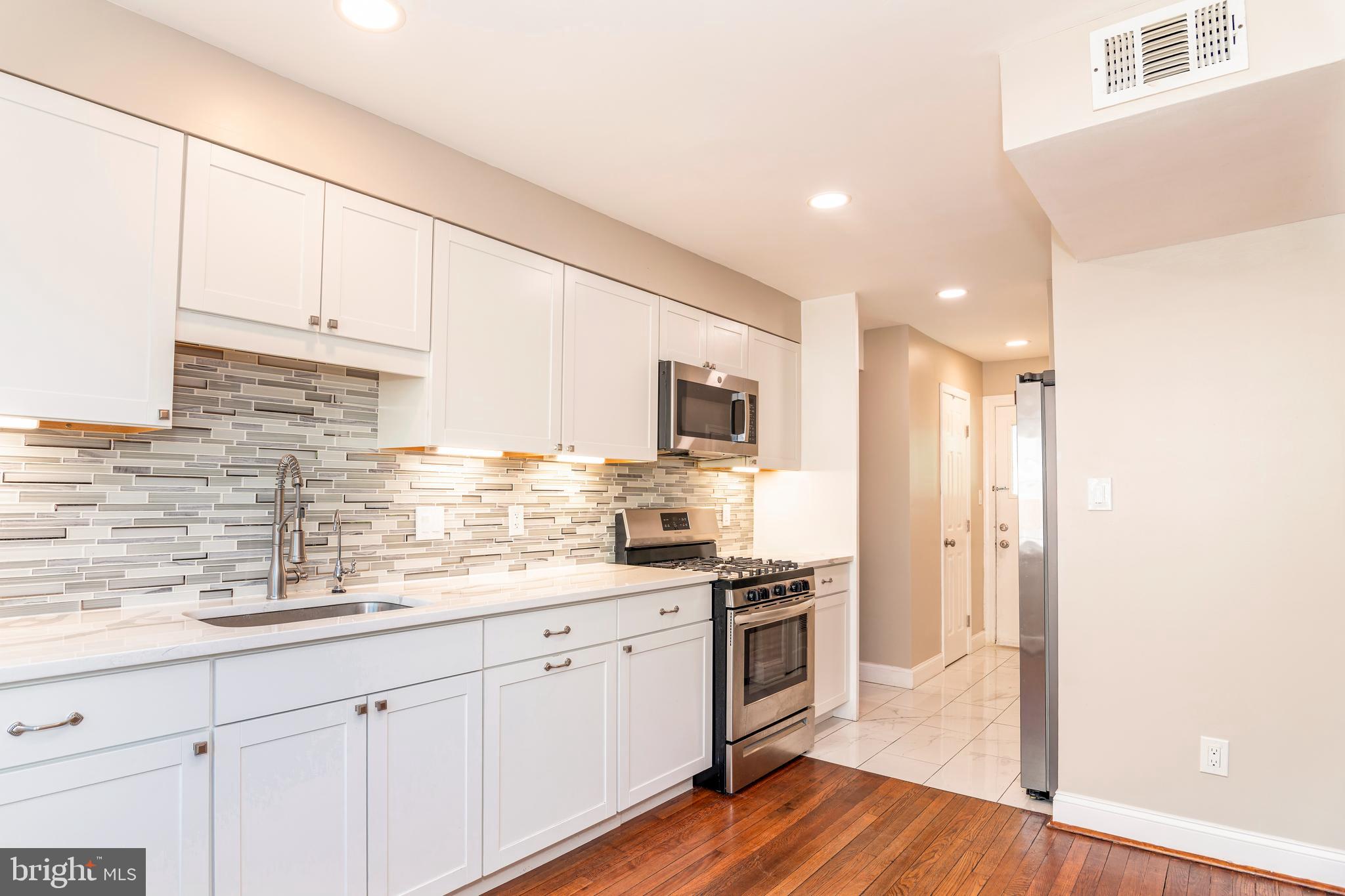 HAMPSHIRE HEIGHTS - Residential