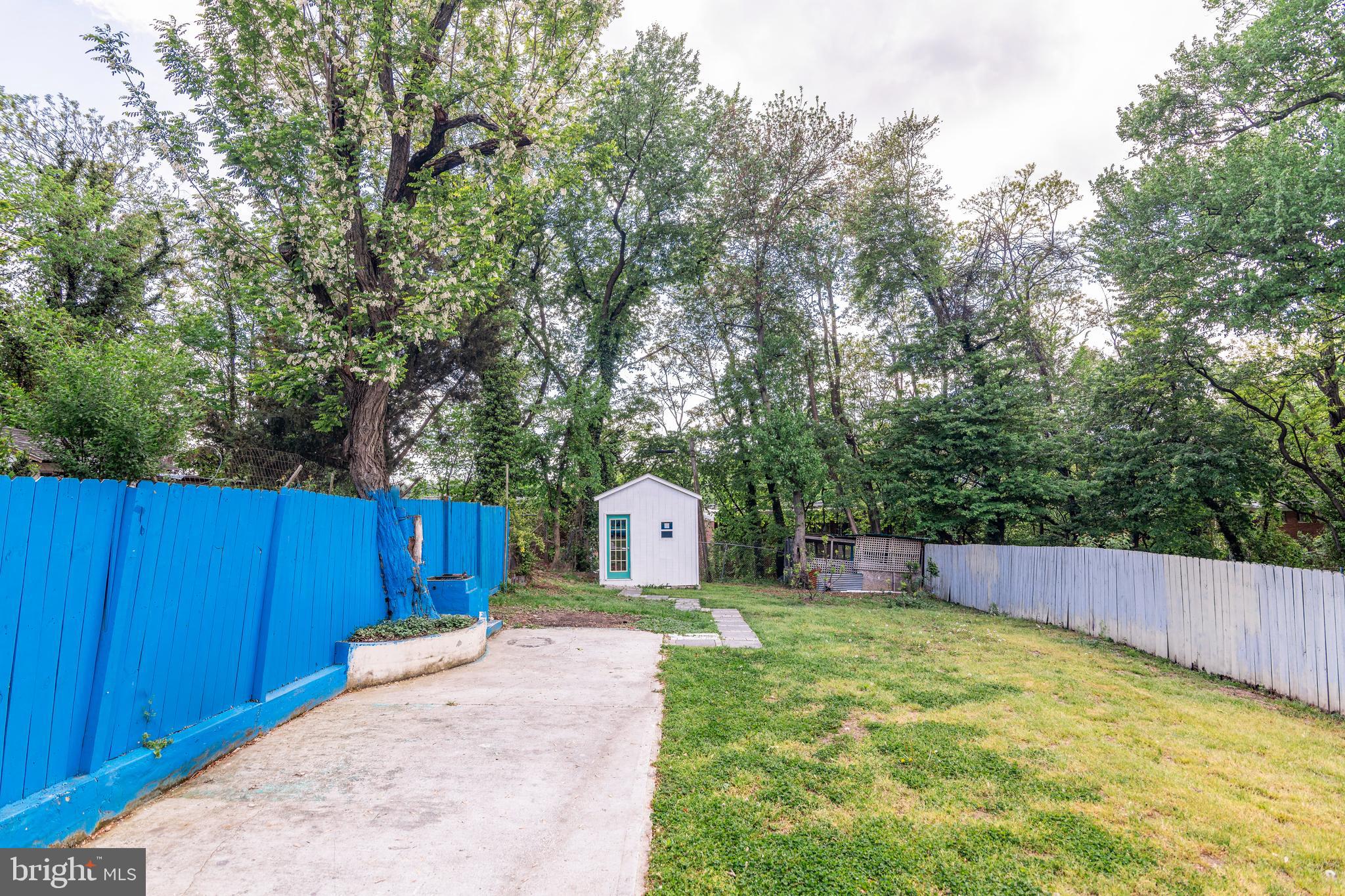 HAMPSHIRE HEIGHTS - Residential