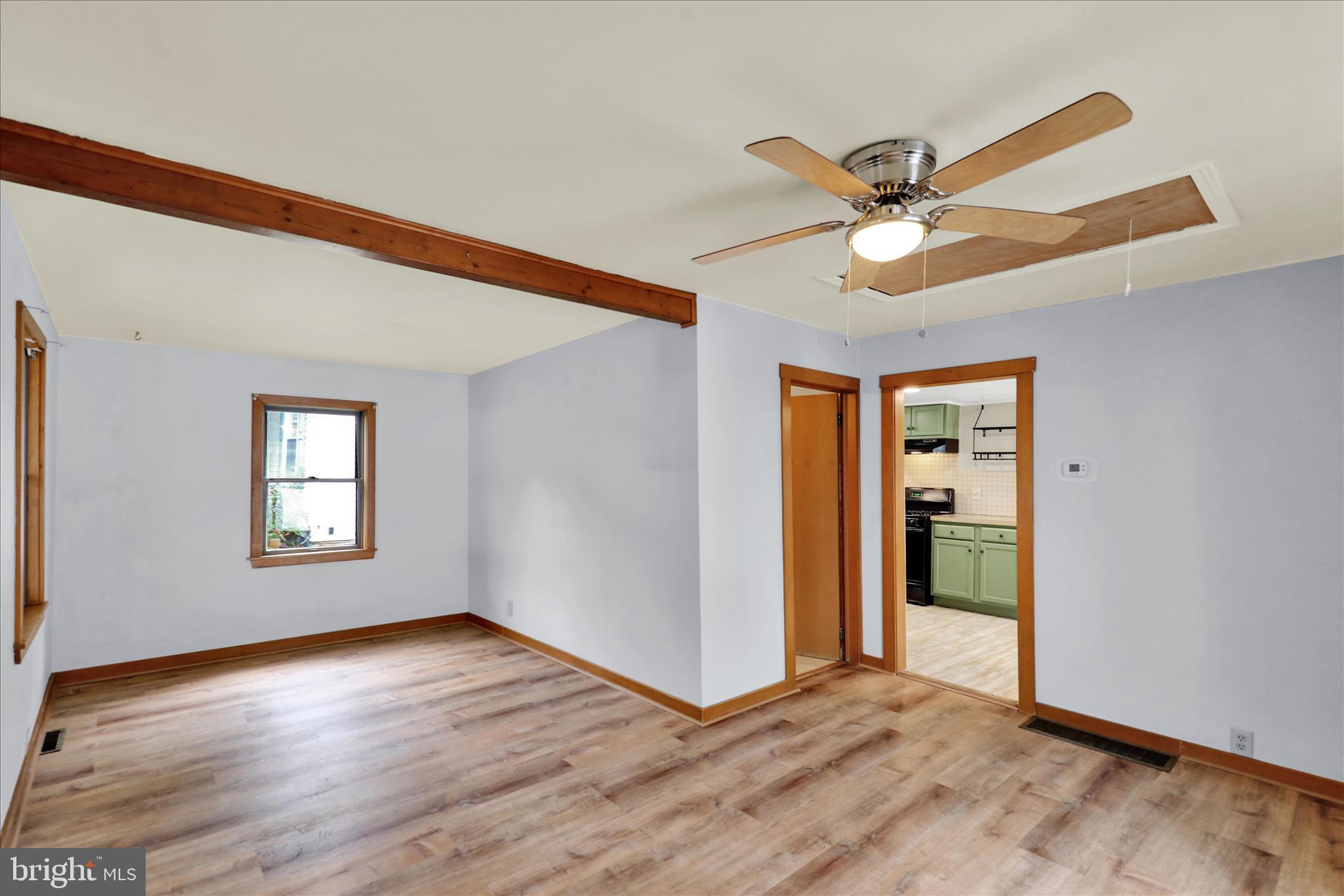 FAR HILLS FARM - Residential