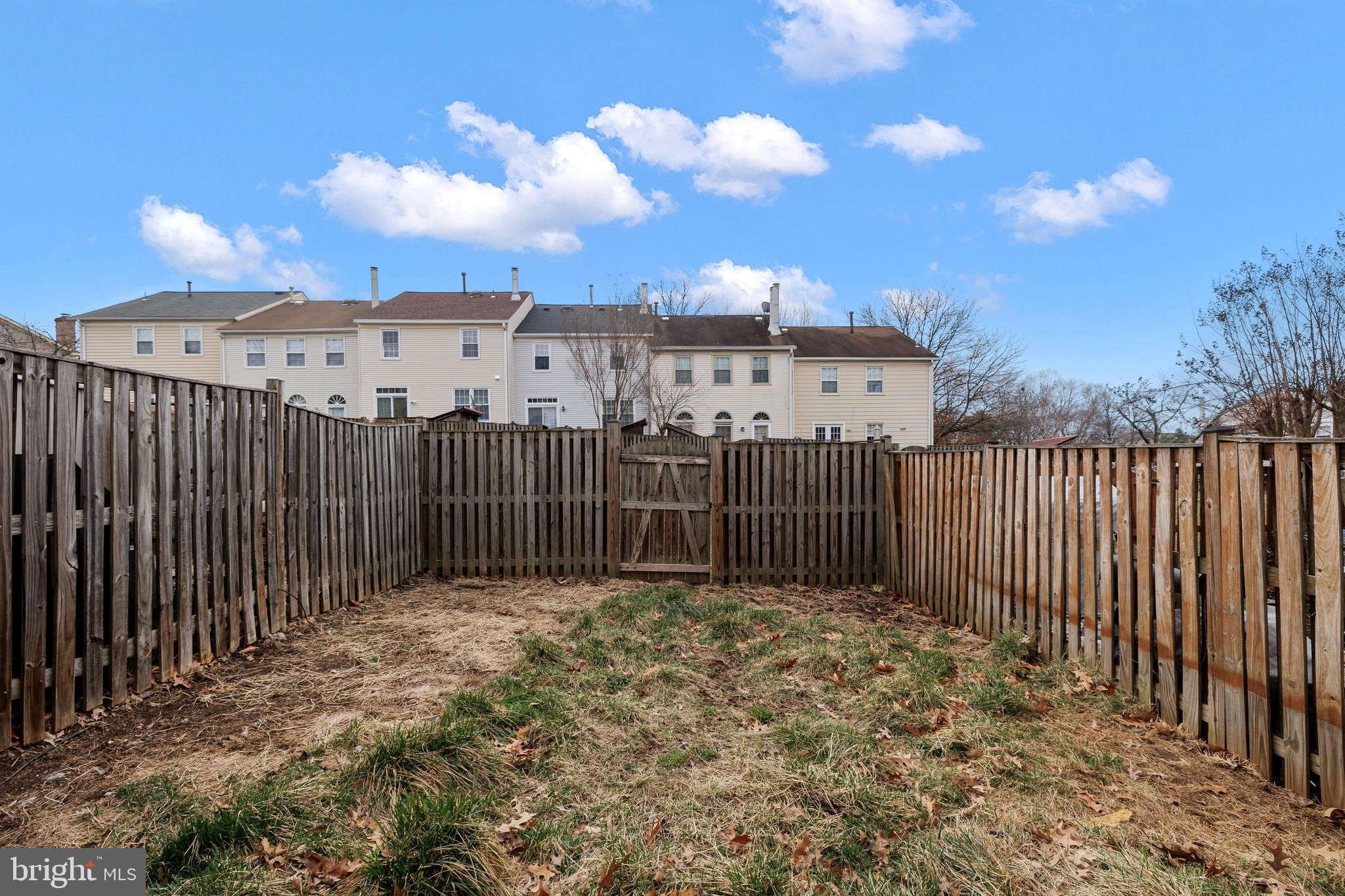 HAYFIELD VIEW - Residential