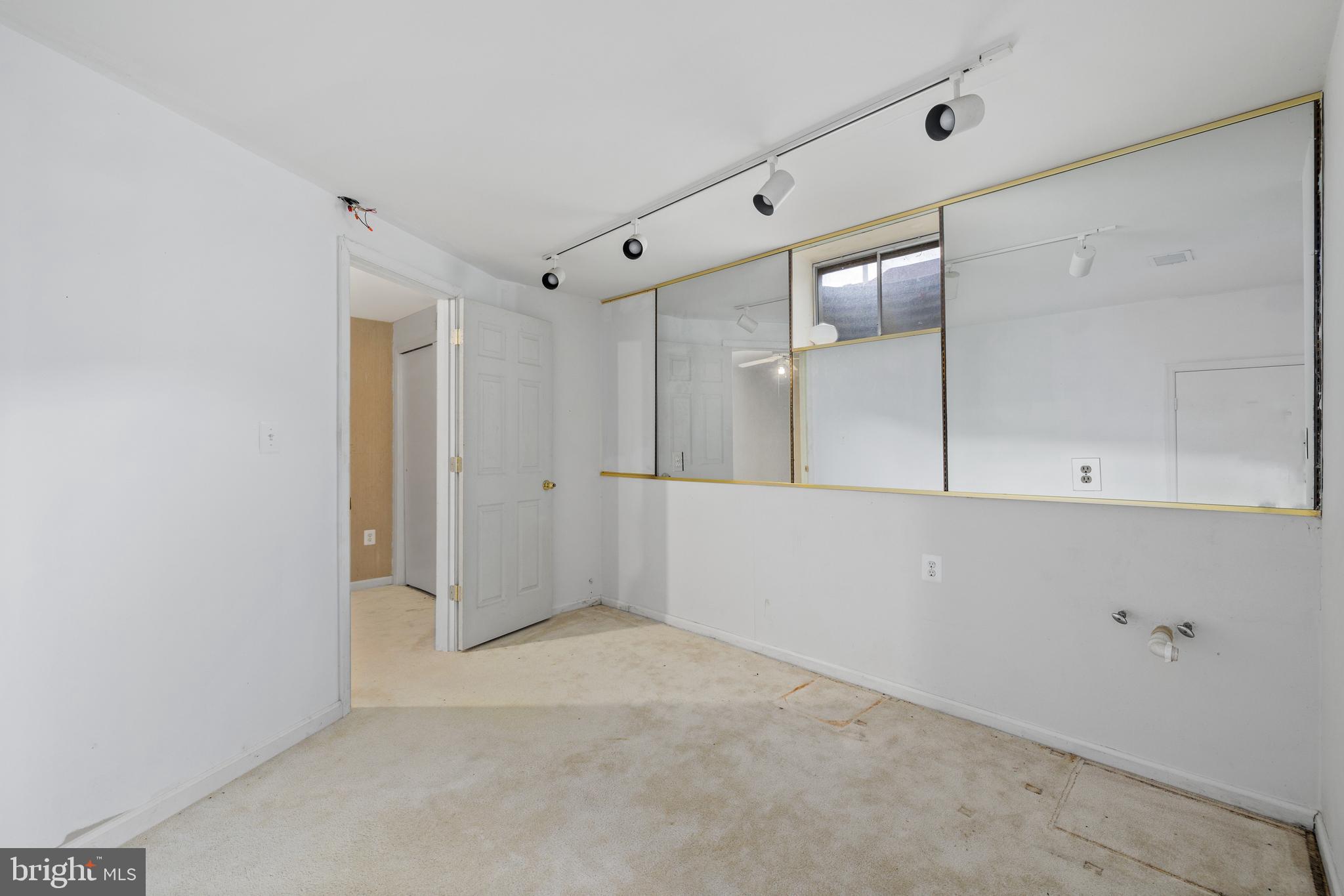 HAYFIELD VIEW - Residential