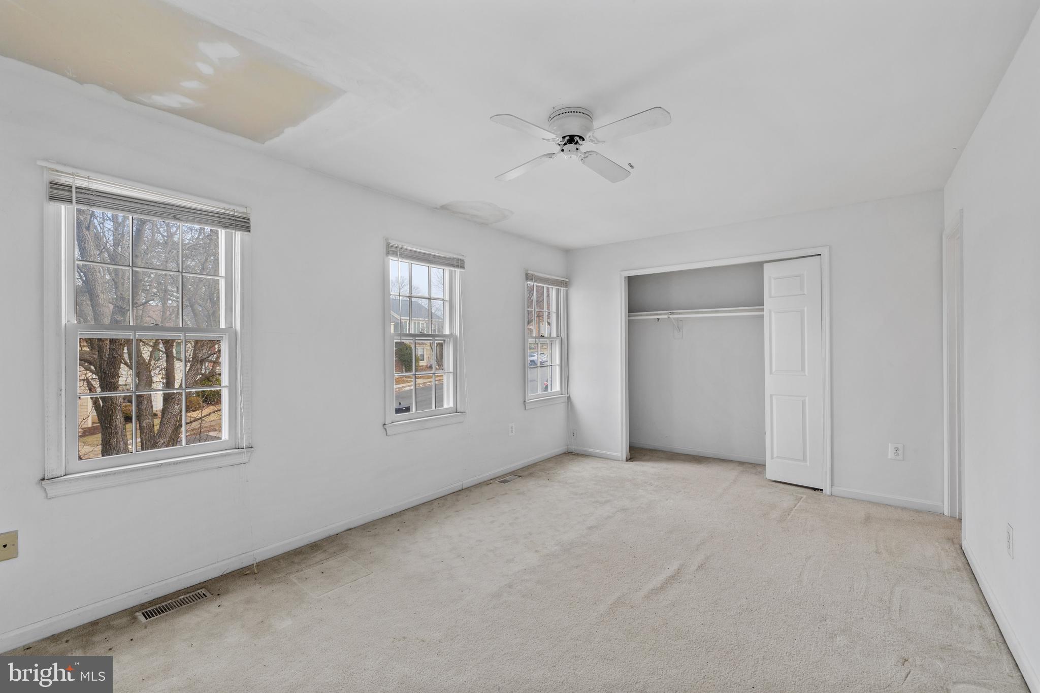 HAYFIELD VIEW - Residential