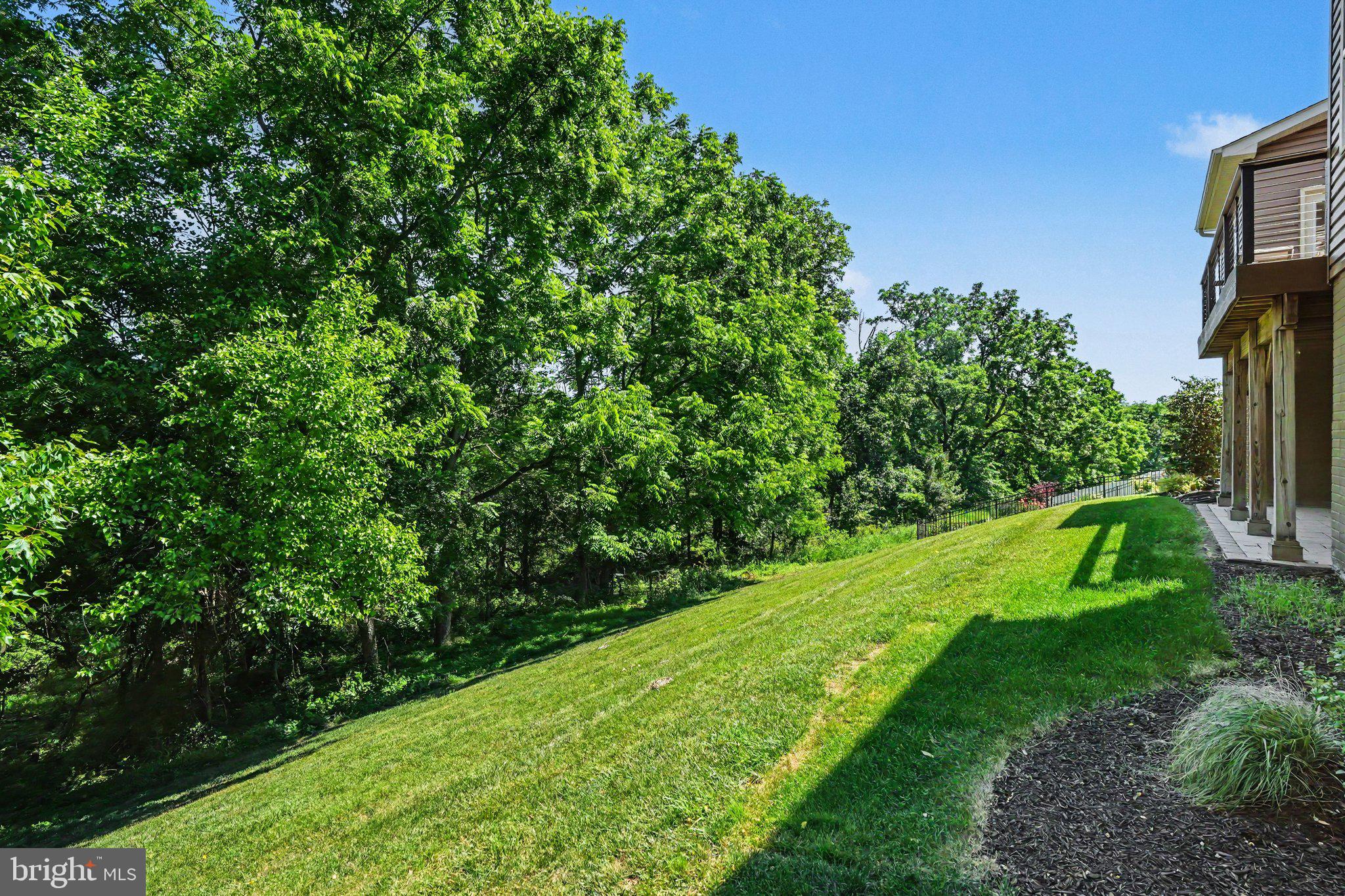 STRAY WINDS FARM - Residential