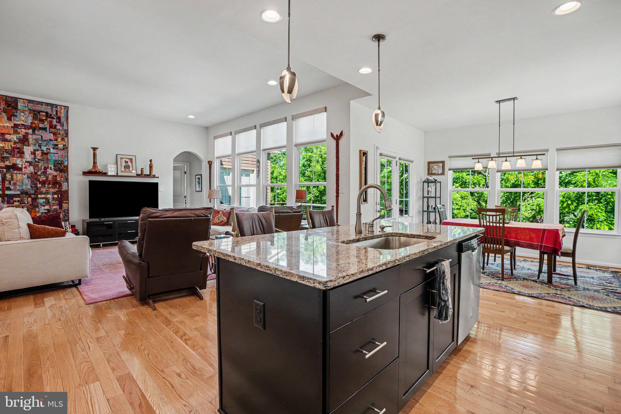 STRAY WINDS FARM - Residential