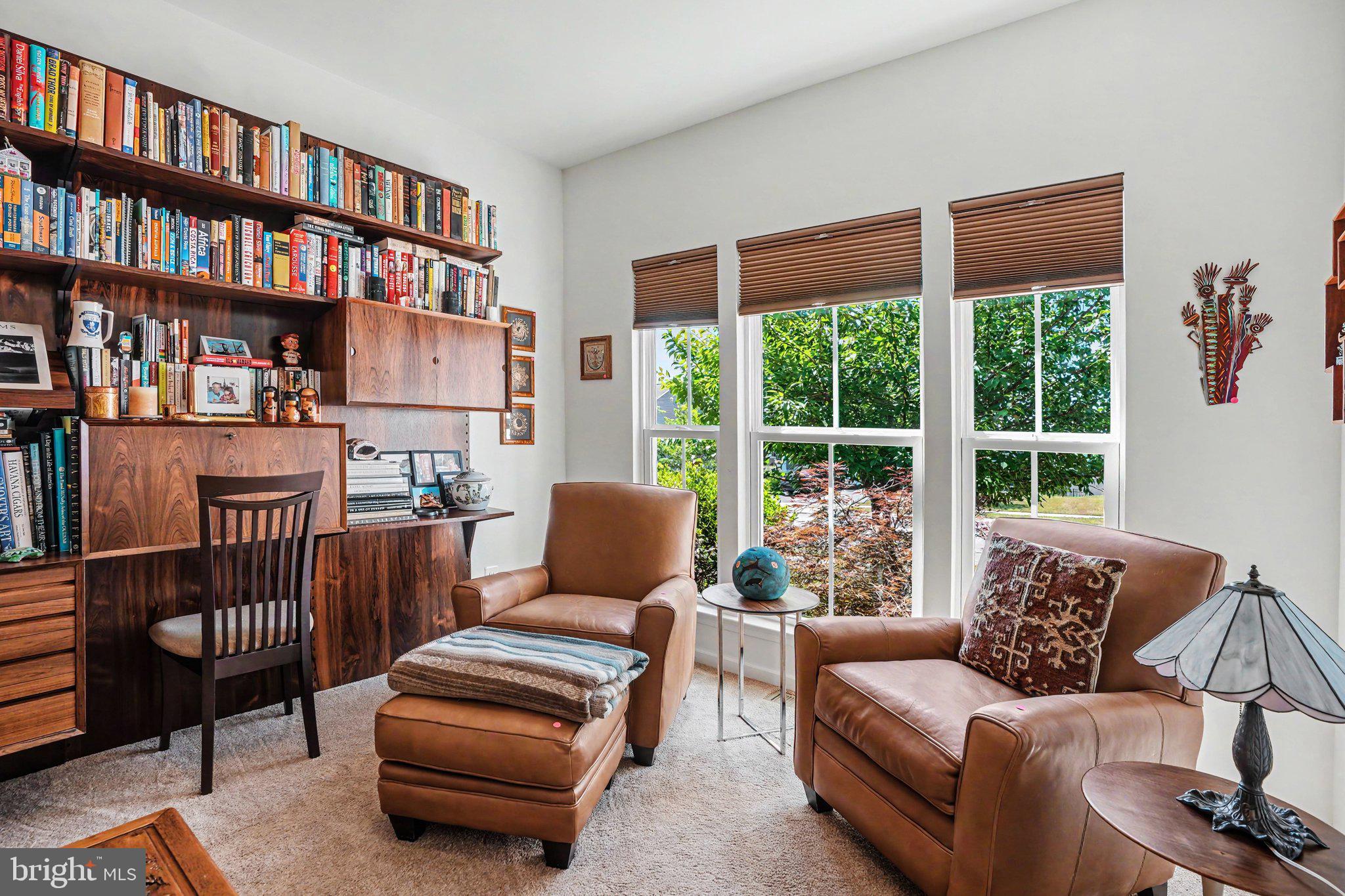 STRAY WINDS FARM - Residential