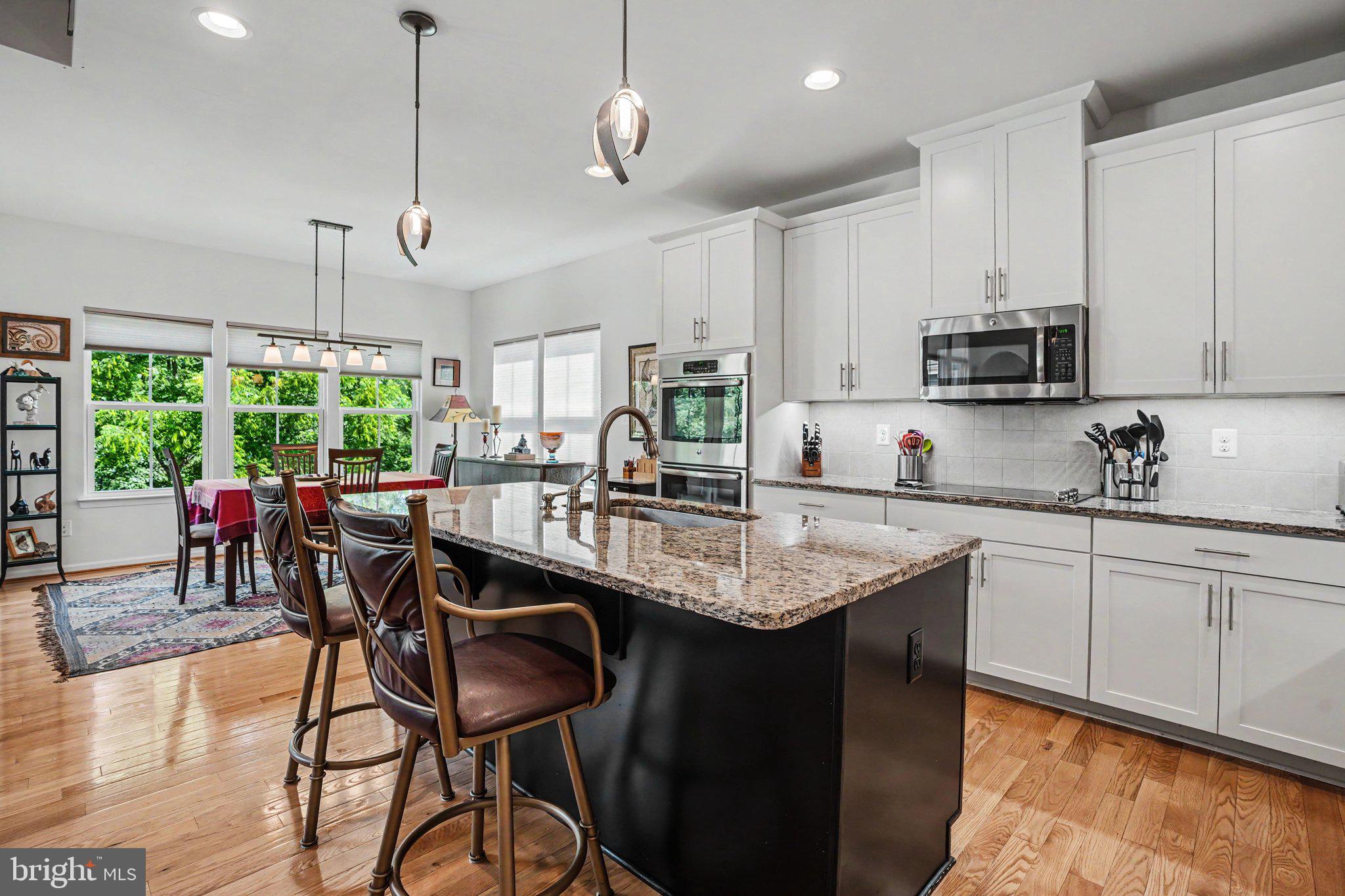 STRAY WINDS FARM - Residential