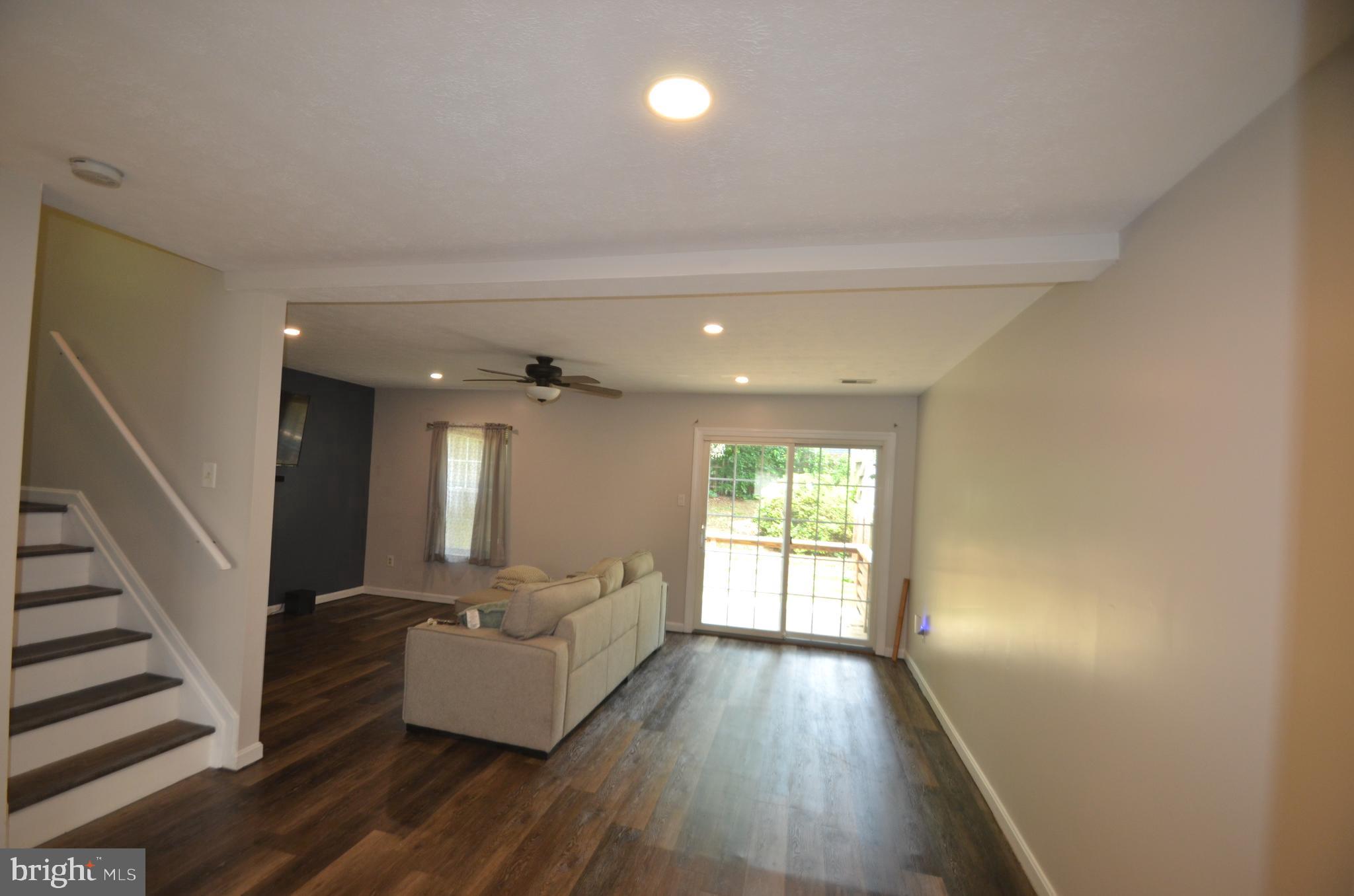 ROBERTS FIELD - Residential