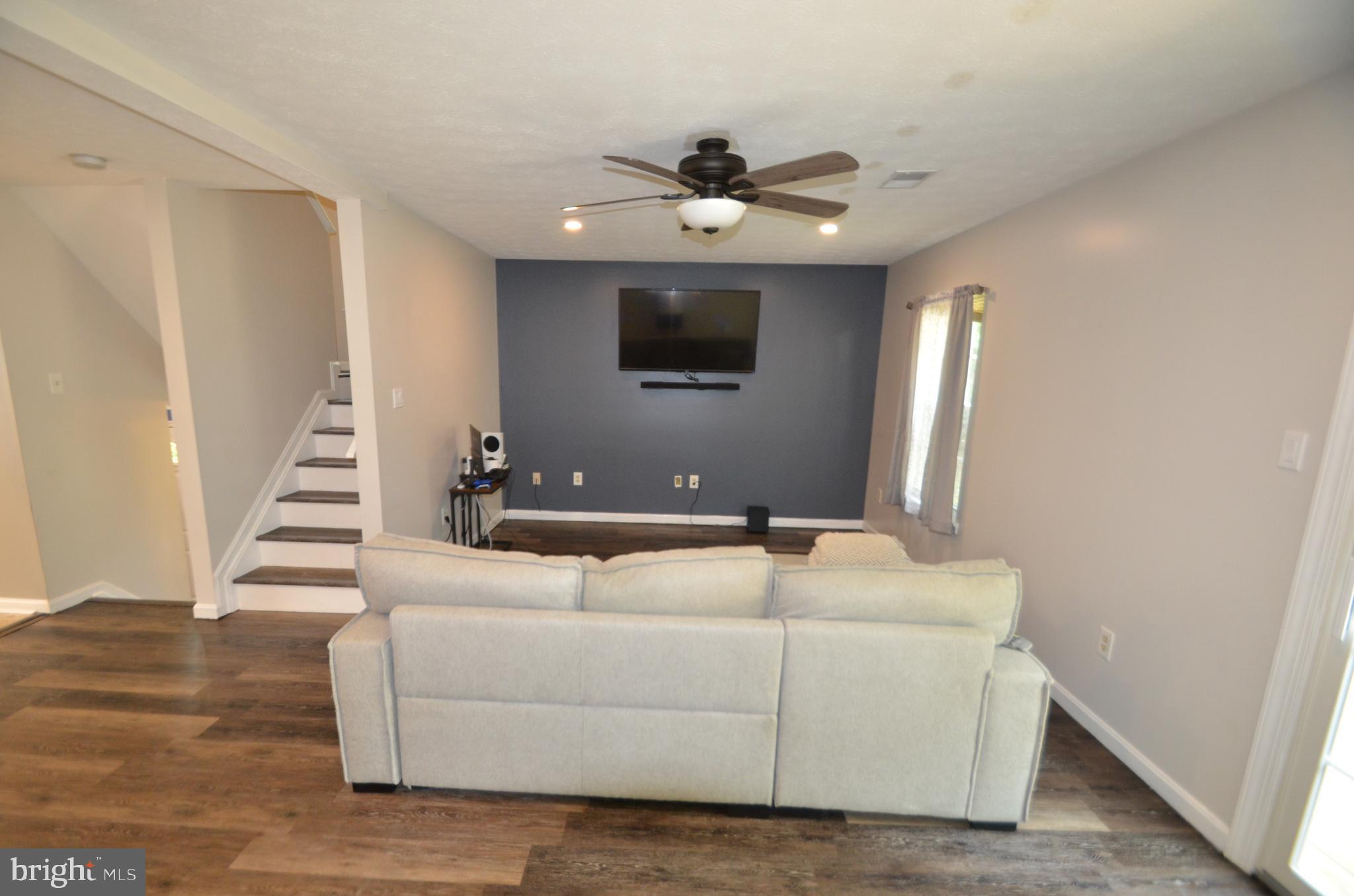 ROBERTS FIELD - Residential