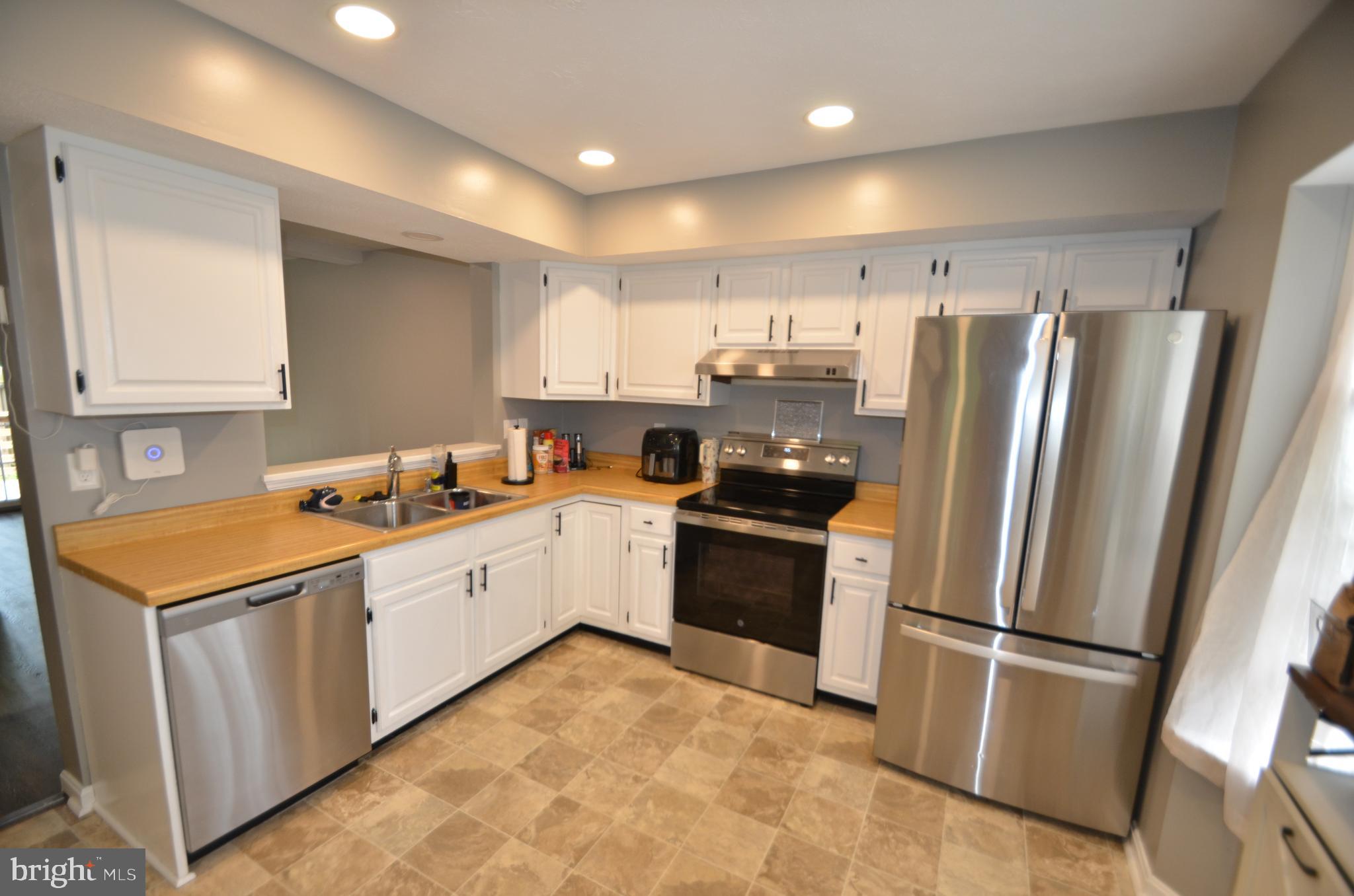 ROBERTS FIELD - Residential