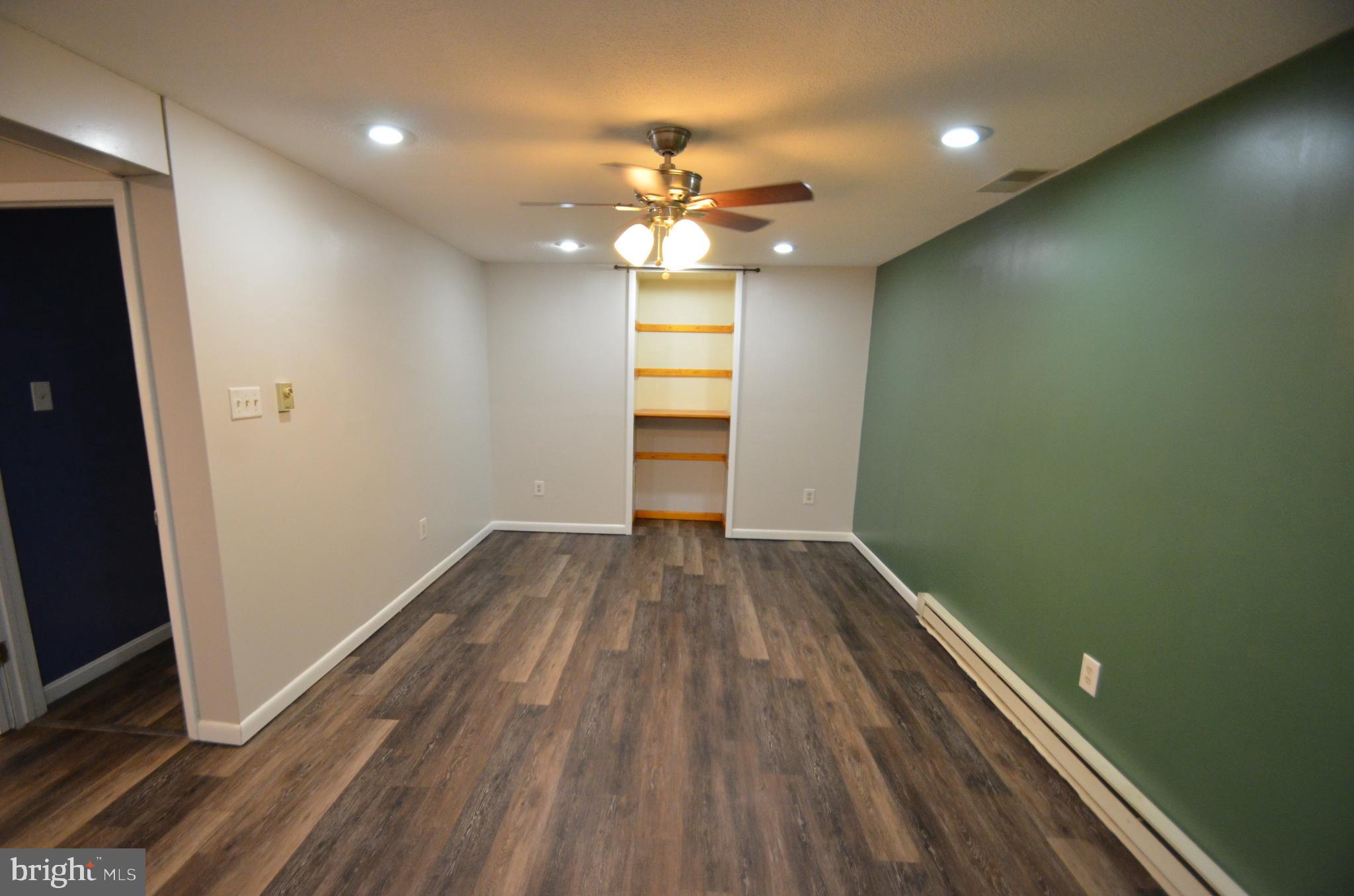 ROBERTS FIELD - Residential
