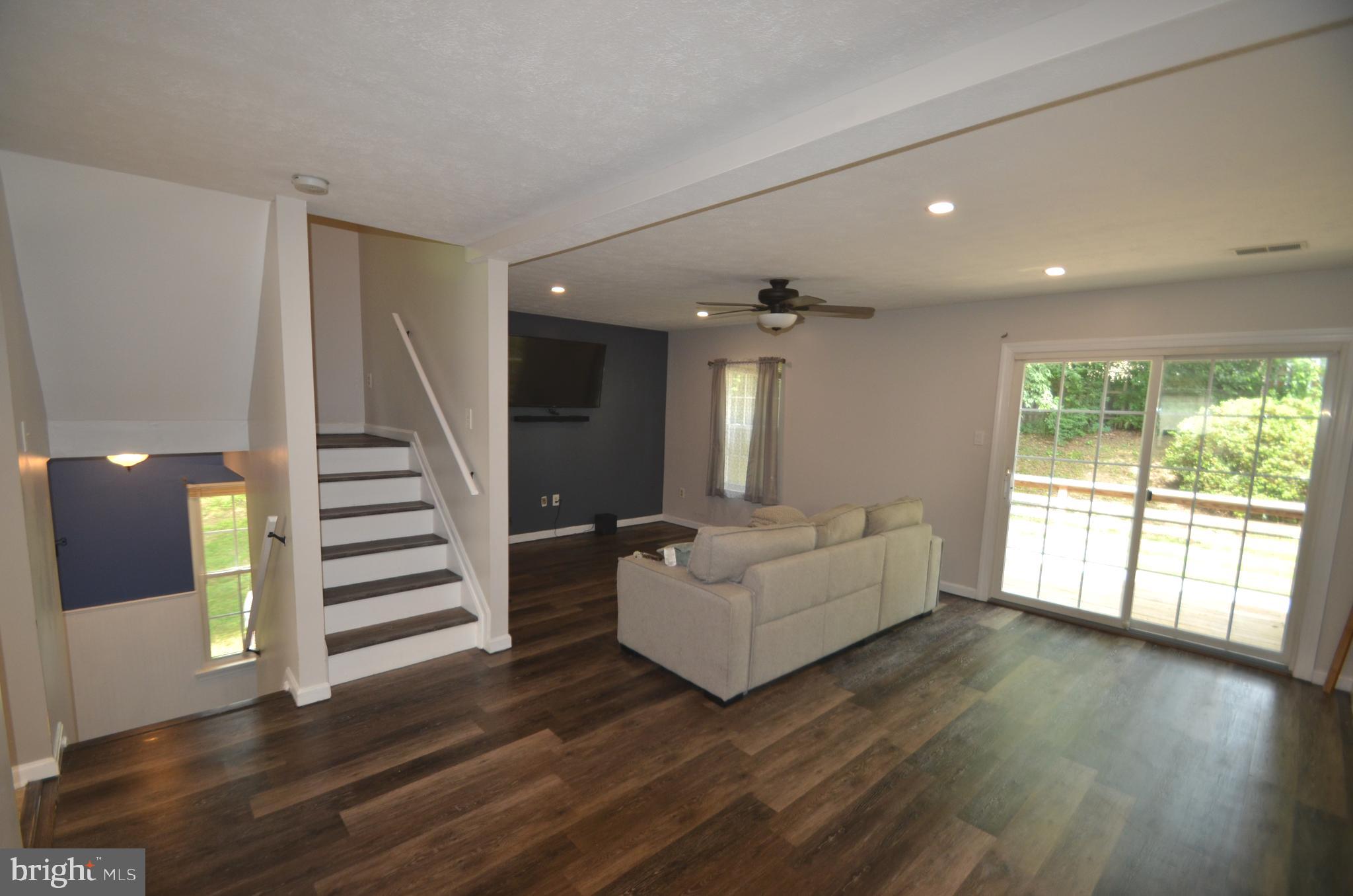 ROBERTS FIELD - Residential