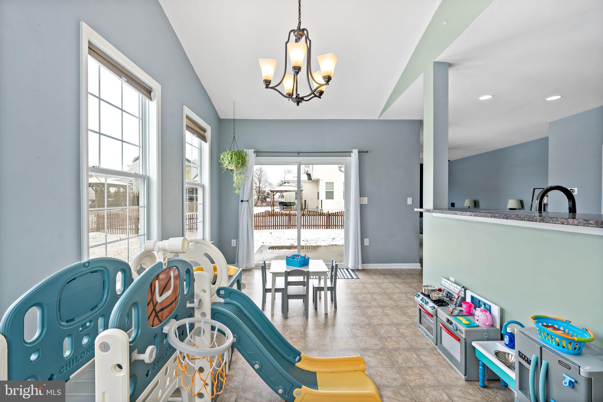 STONEBROOK VILLAGE - Residential