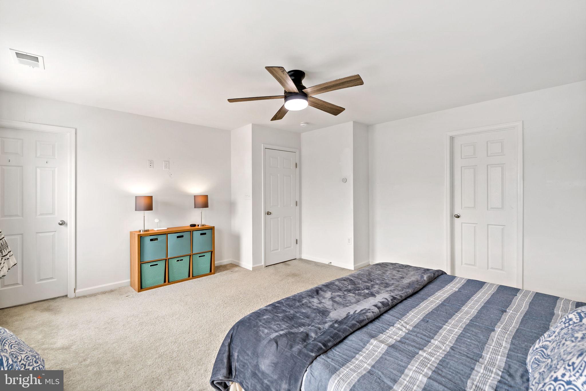STONEBROOK VILLAGE - Residential