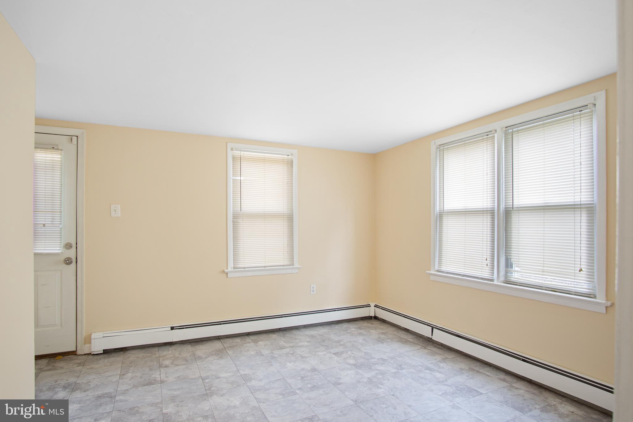 ACHEY LANE - Residential Lease