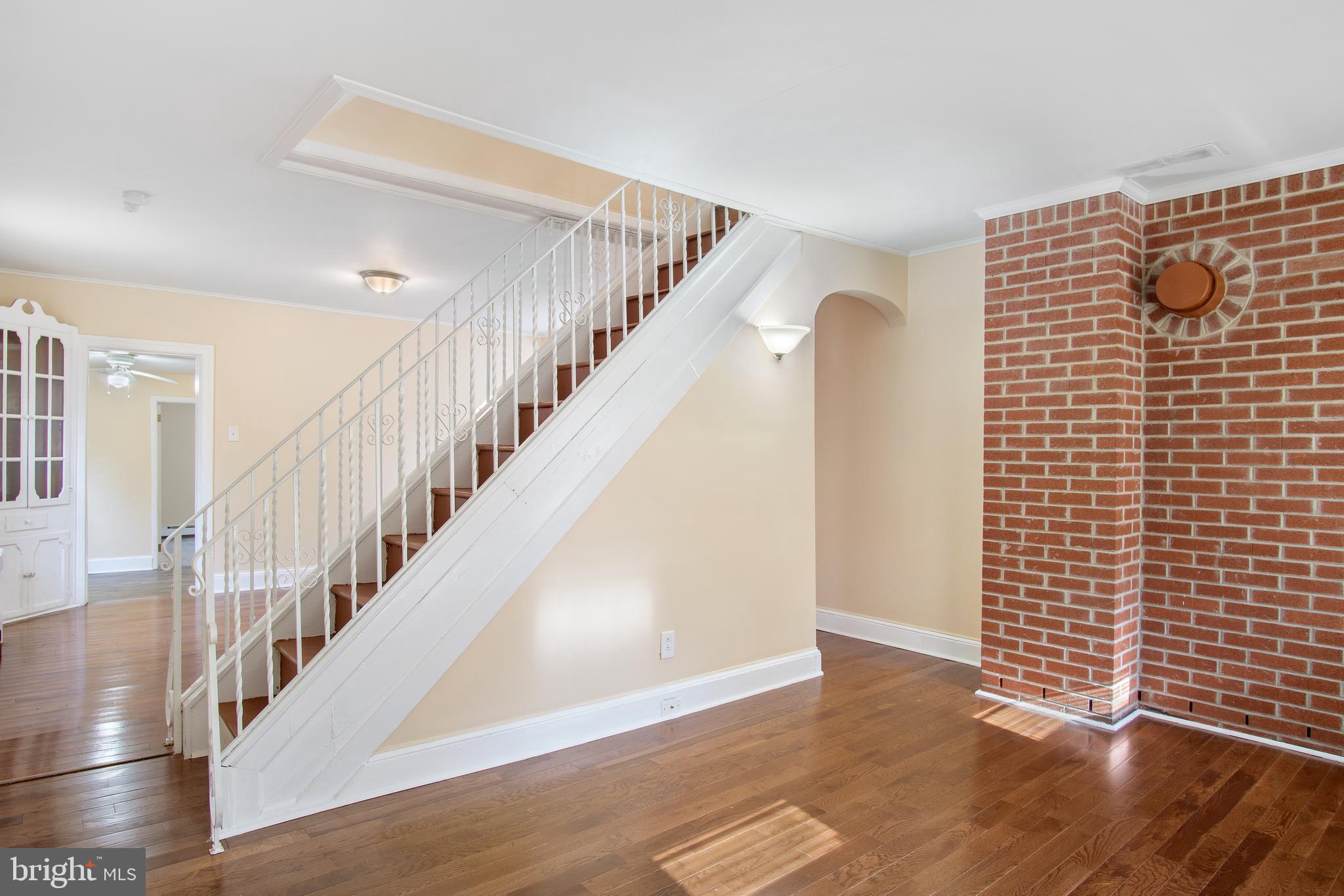 ACHEY LANE - Residential Lease