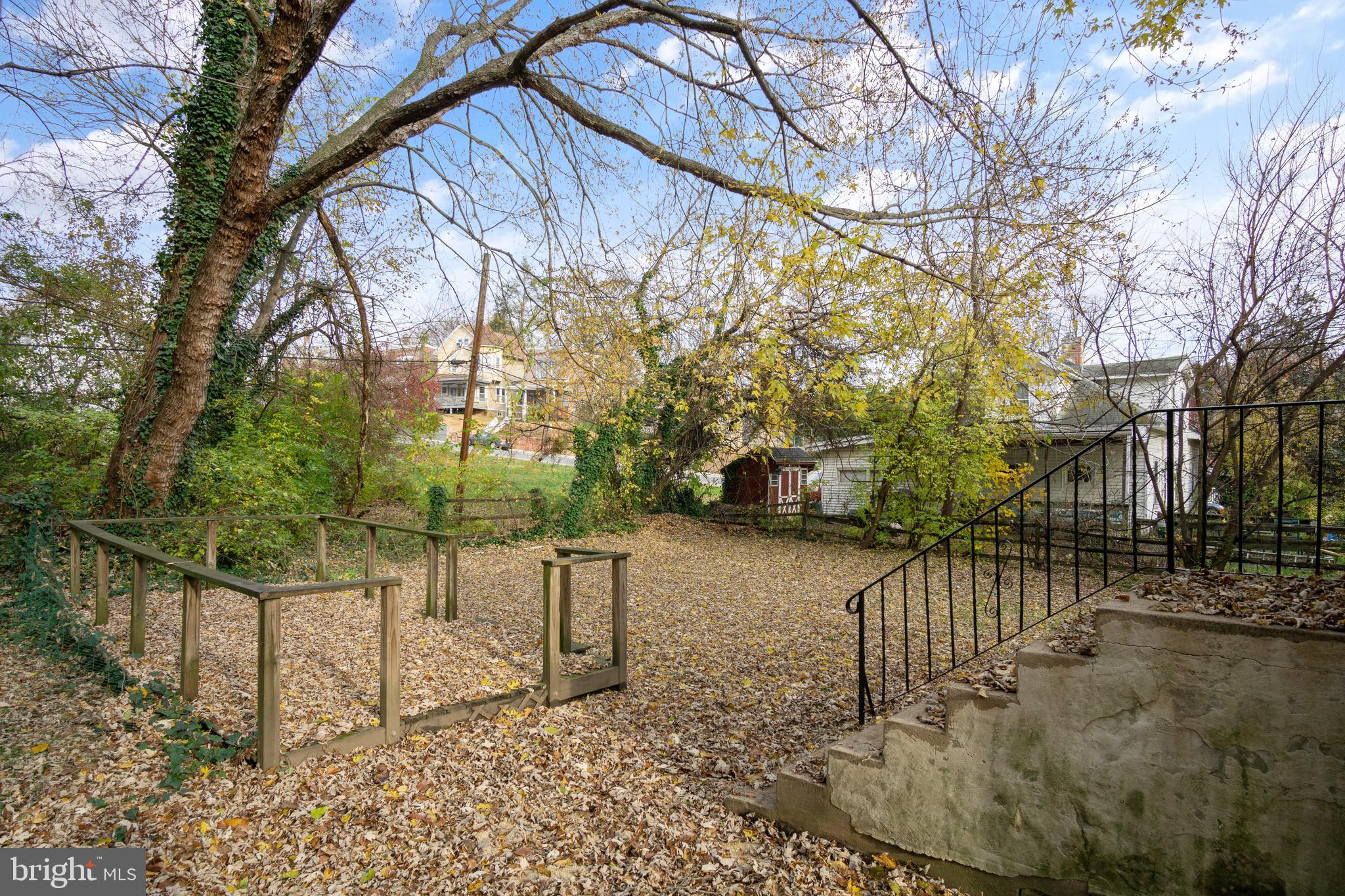 ACHEY LANE - Residential Lease
