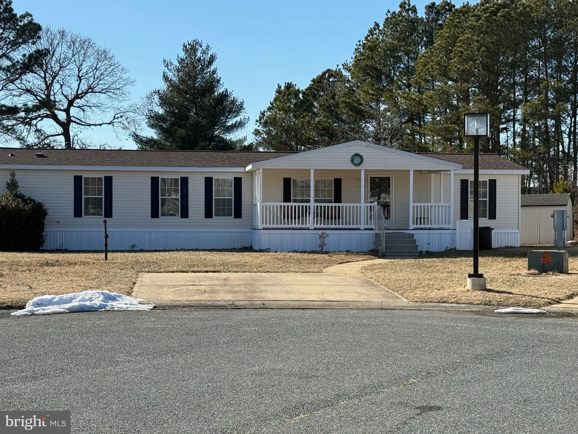 HEBRON WOODS - Residential