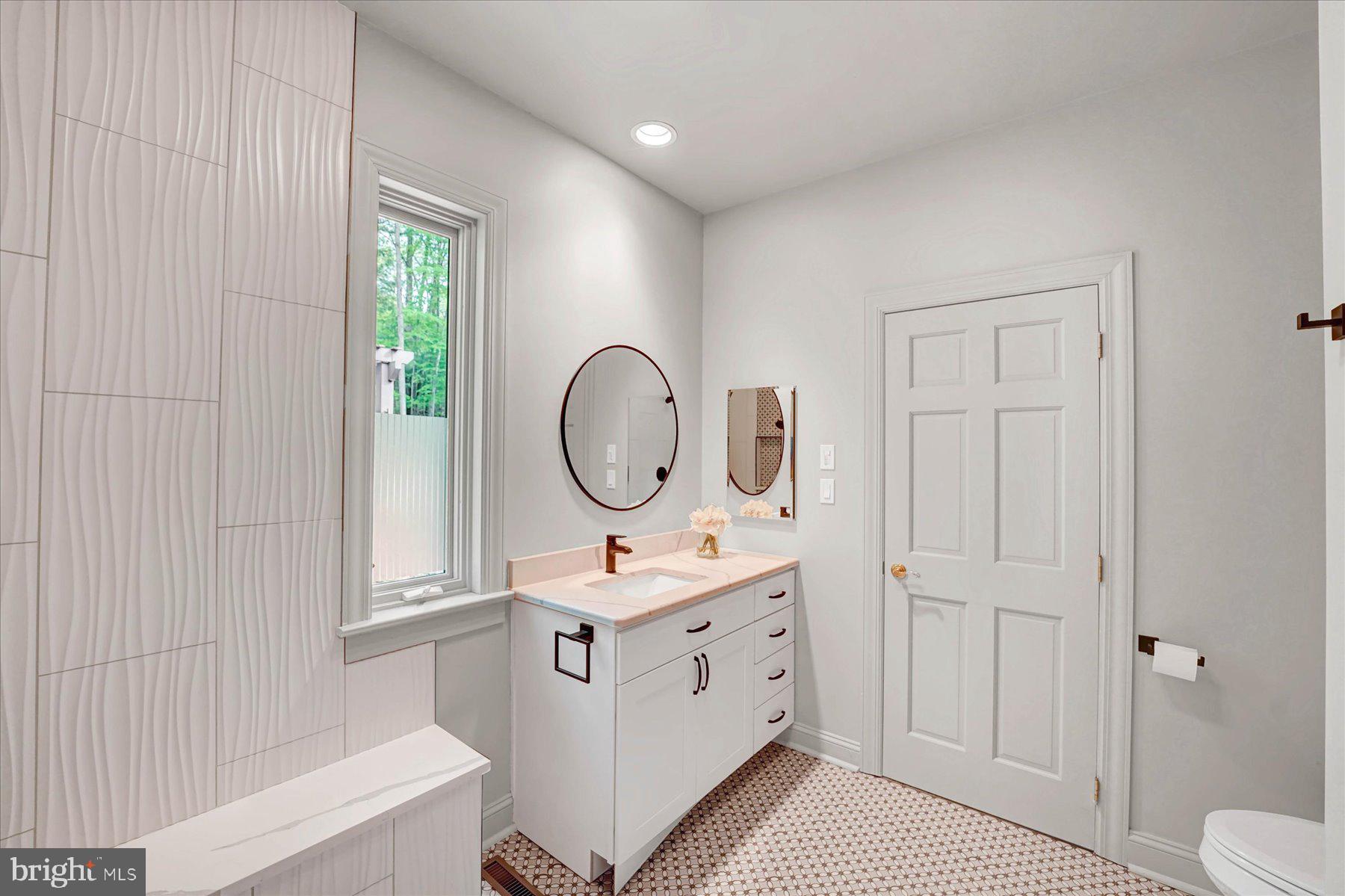 CEDAR CLIFF - Residential