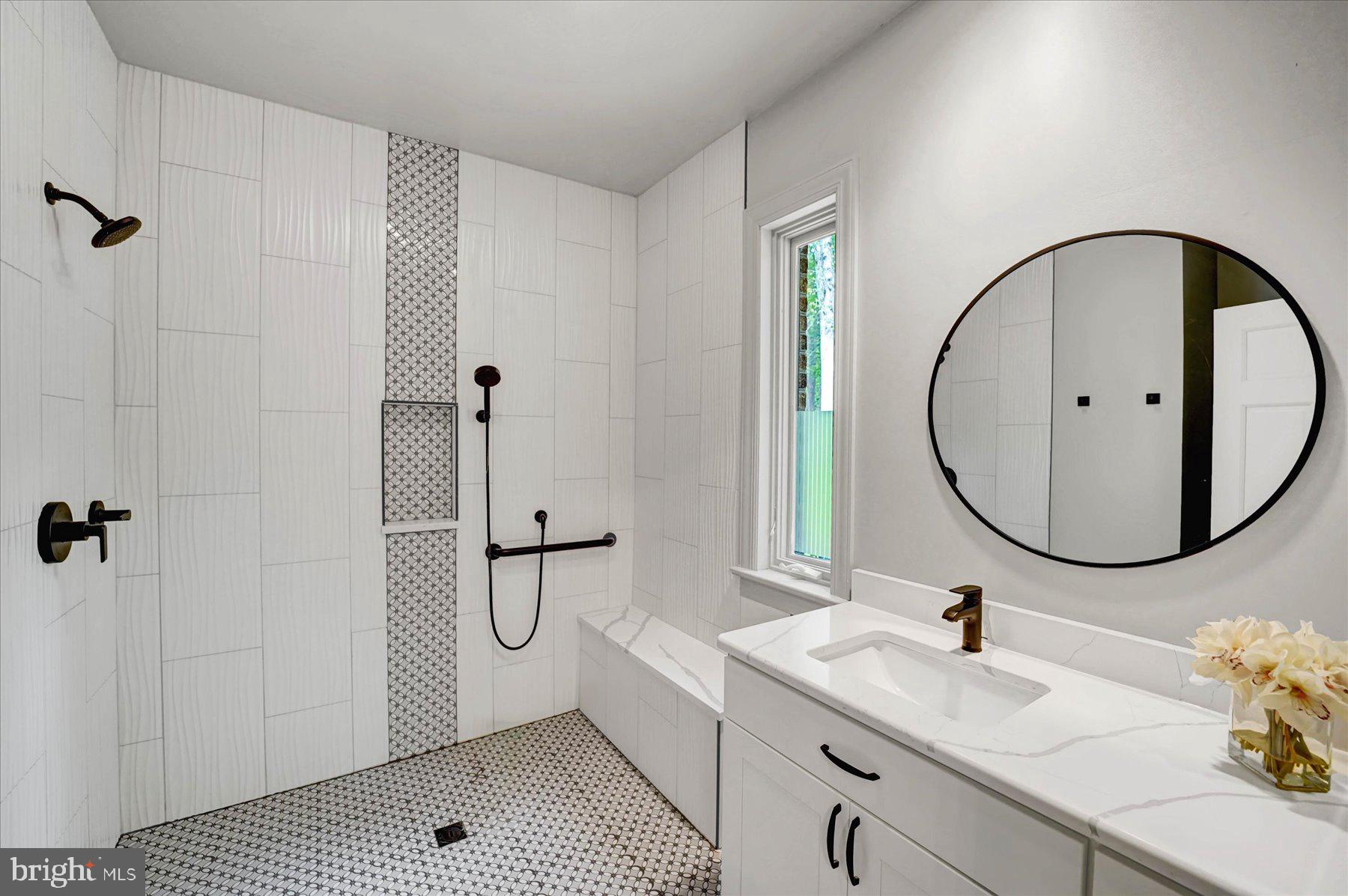 CEDAR CLIFF - Residential