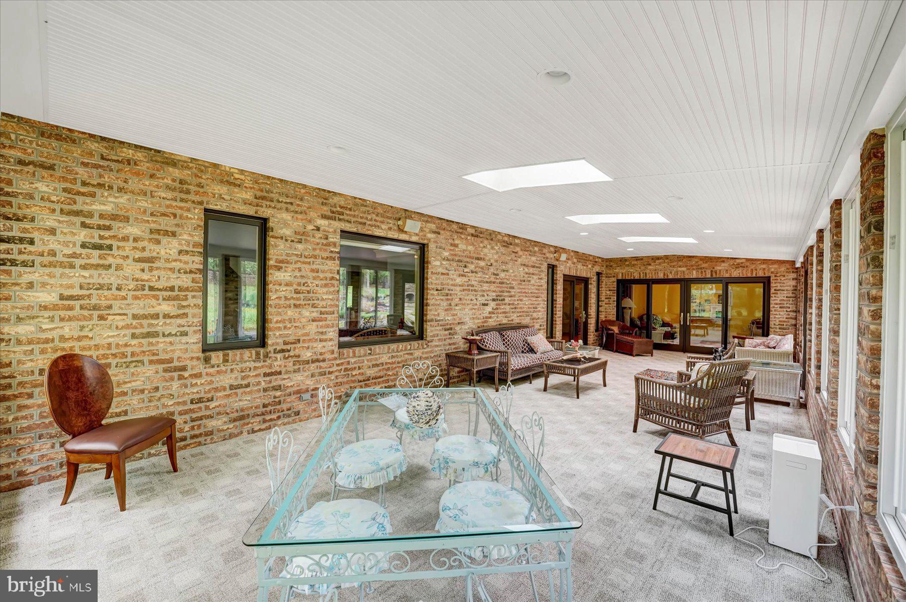 CEDAR CLIFF - Residential