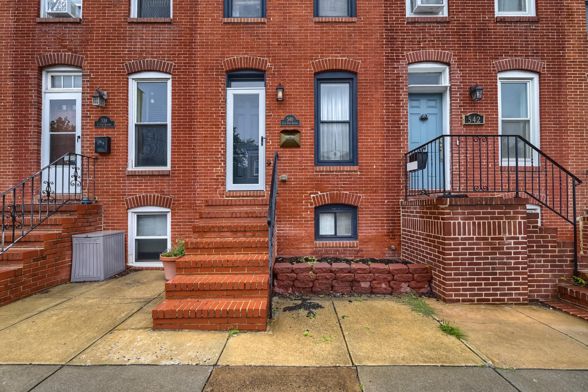 RIVERSIDE - Residential