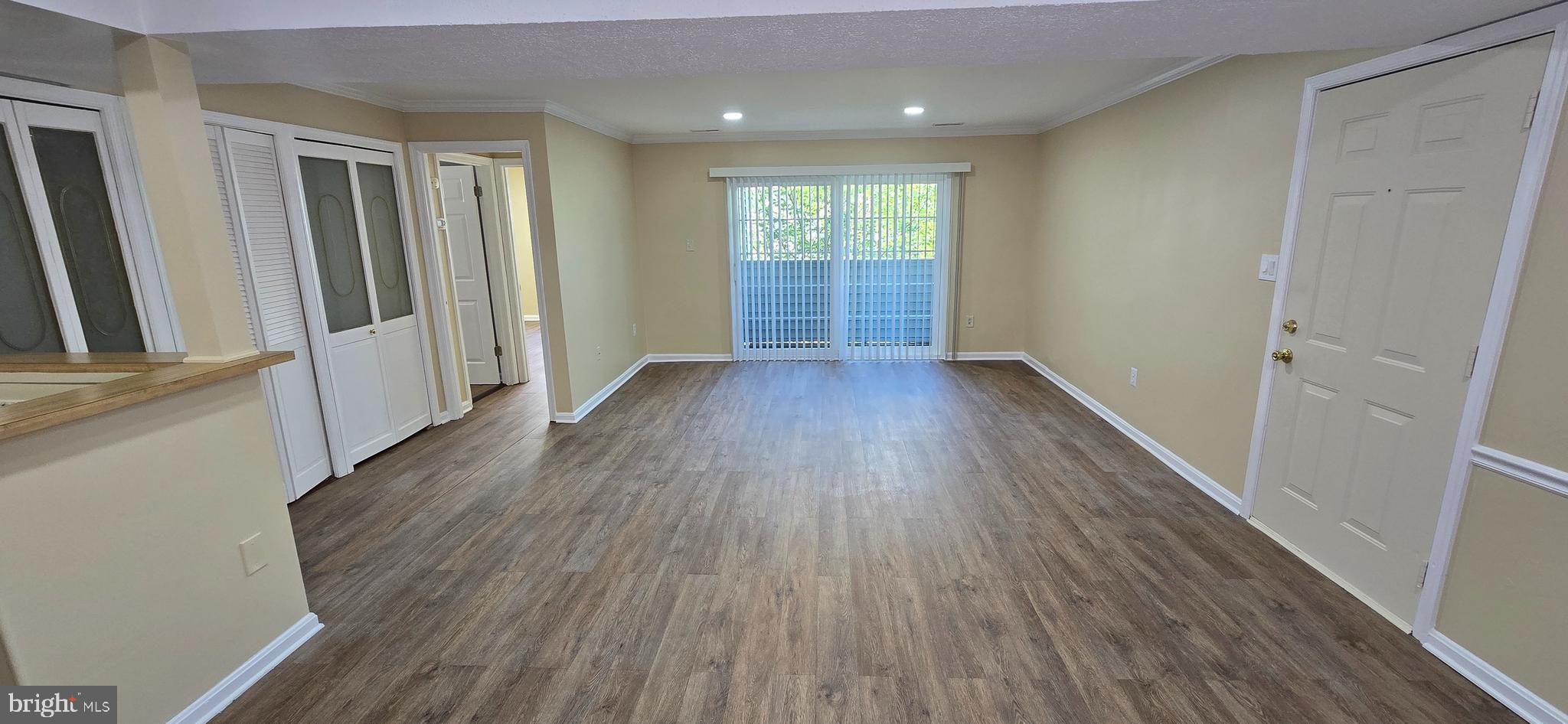 SILVER SPRING - Residential Lease