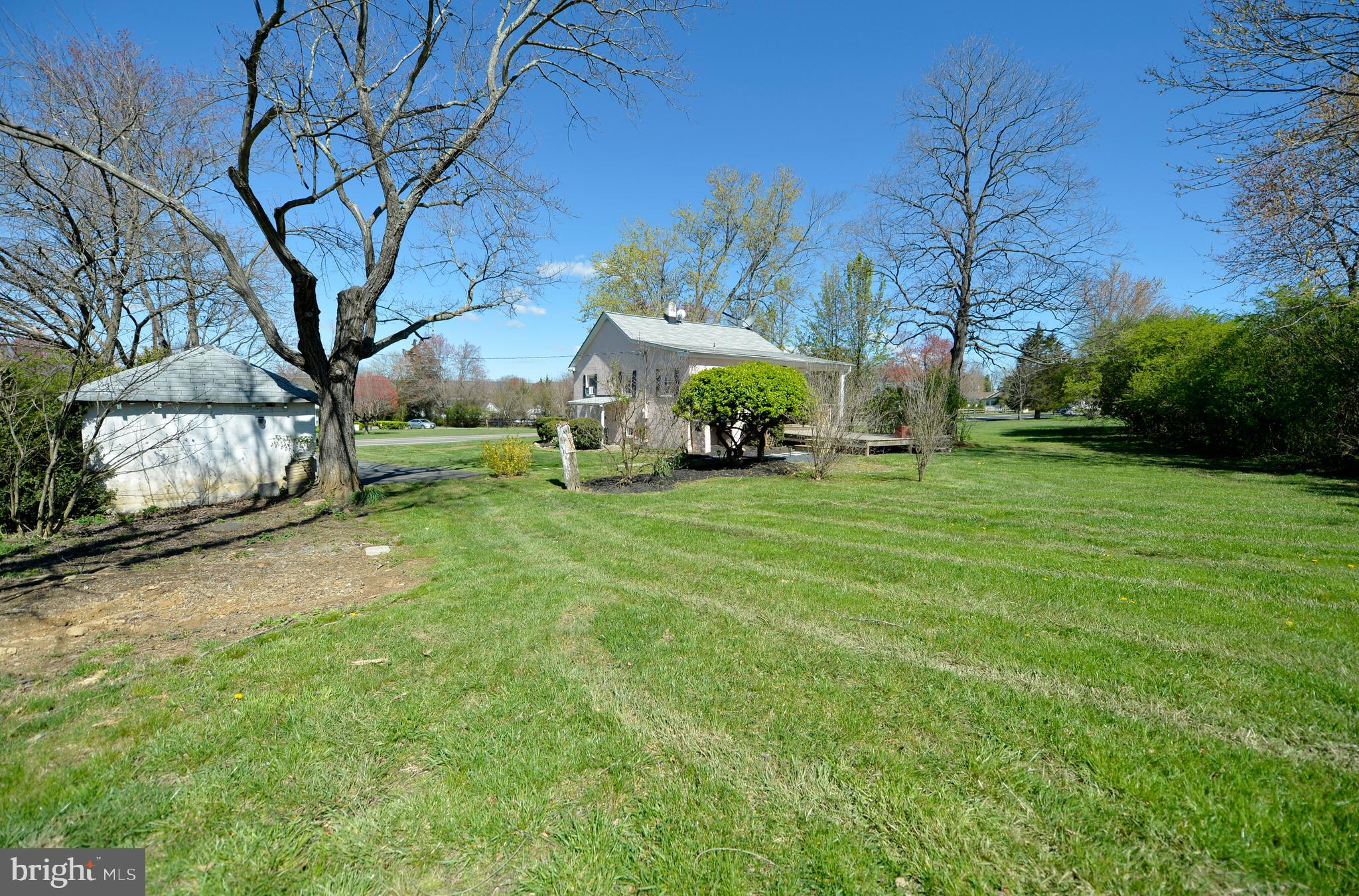 ST LOUIS - Residential Lease