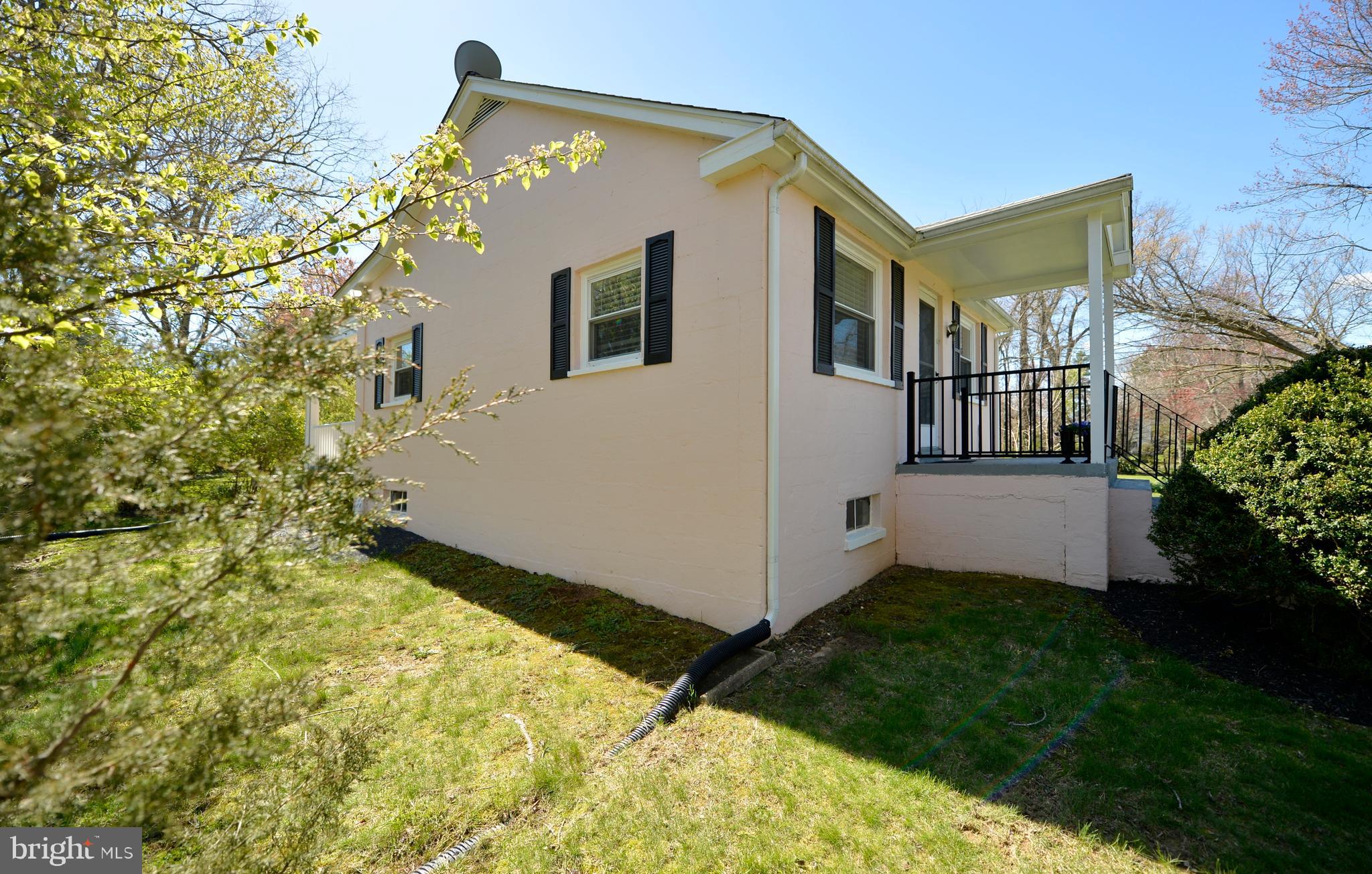 ST LOUIS - Residential Lease