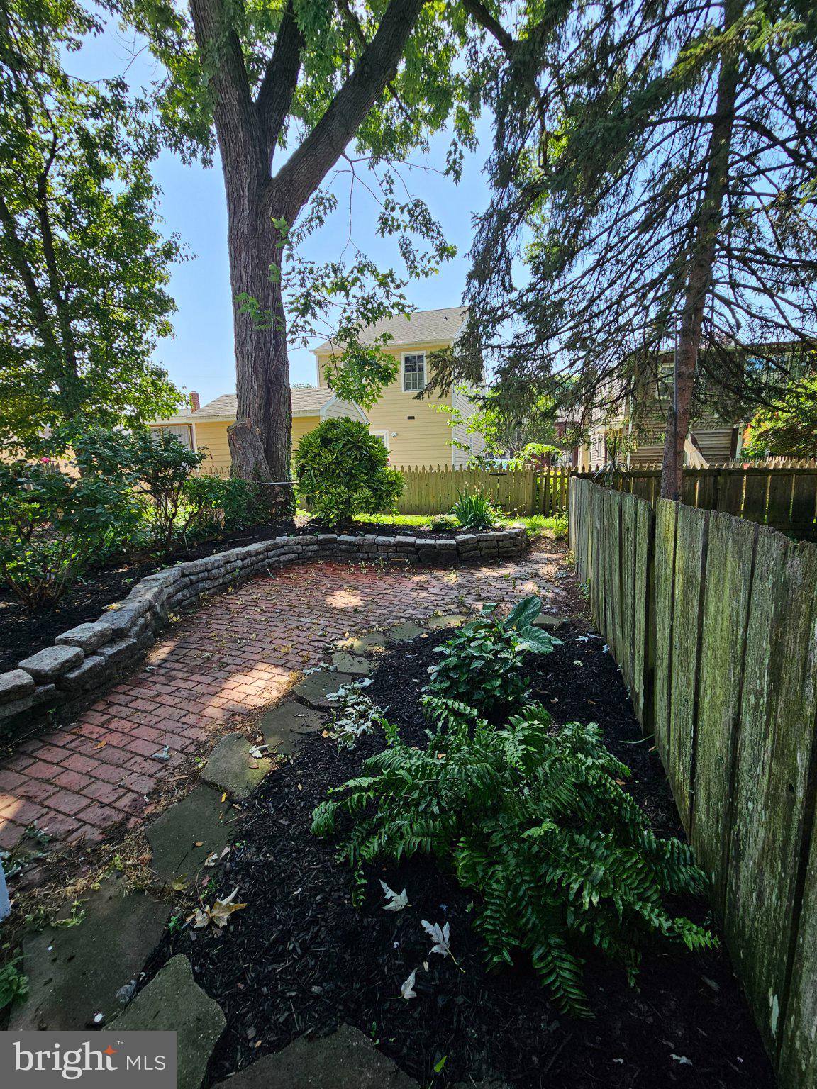 OLD NEW CASTLE - Residential