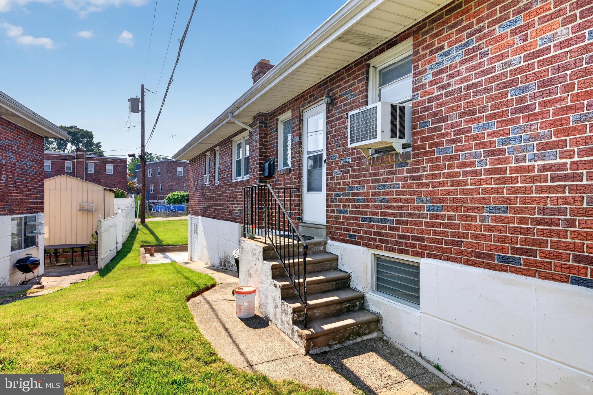 BUSTLETON - Residential