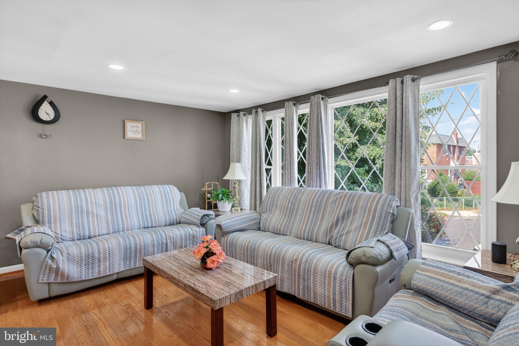 BUSTLETON - Residential