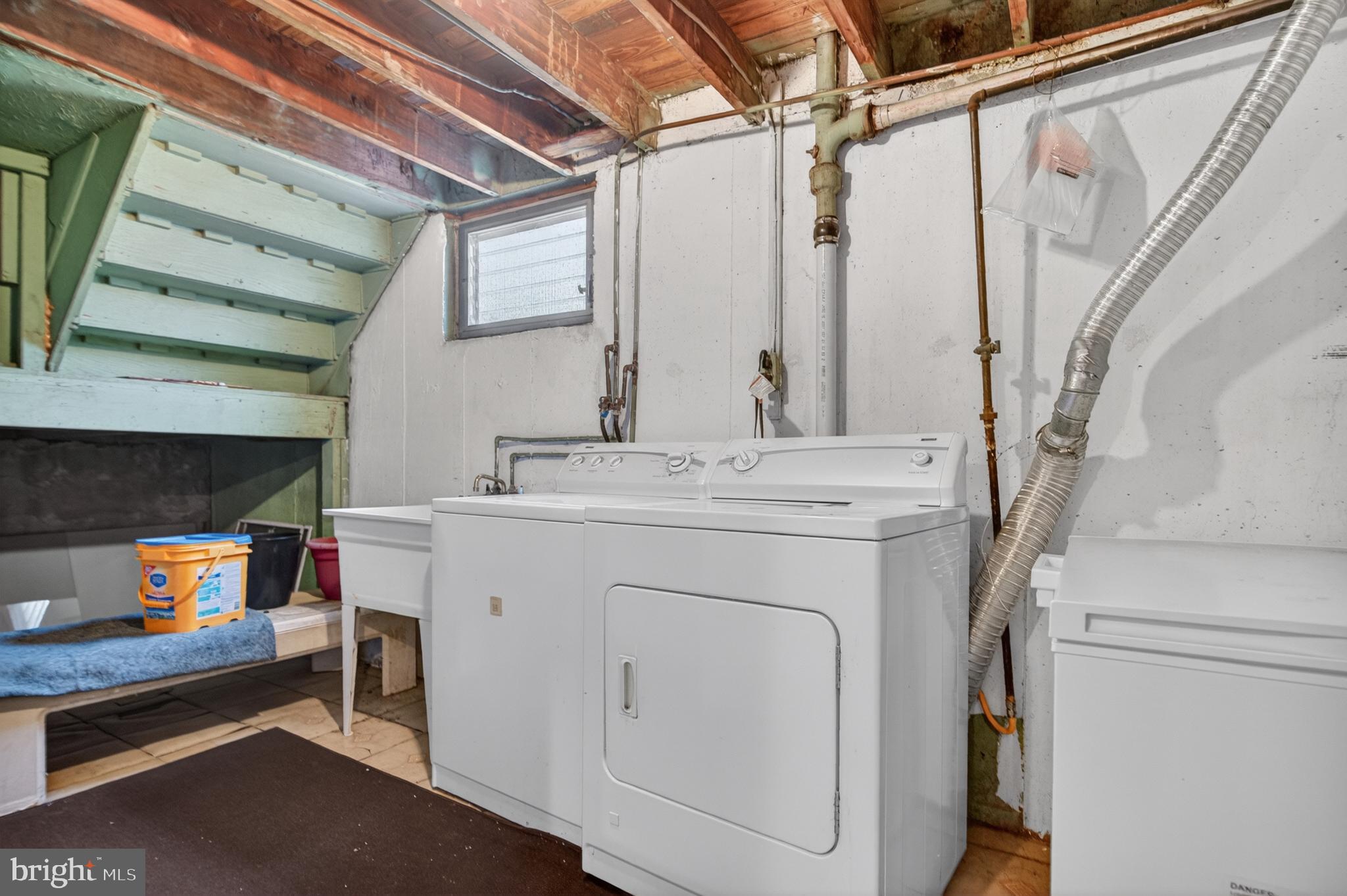 BUSTLETON - Residential