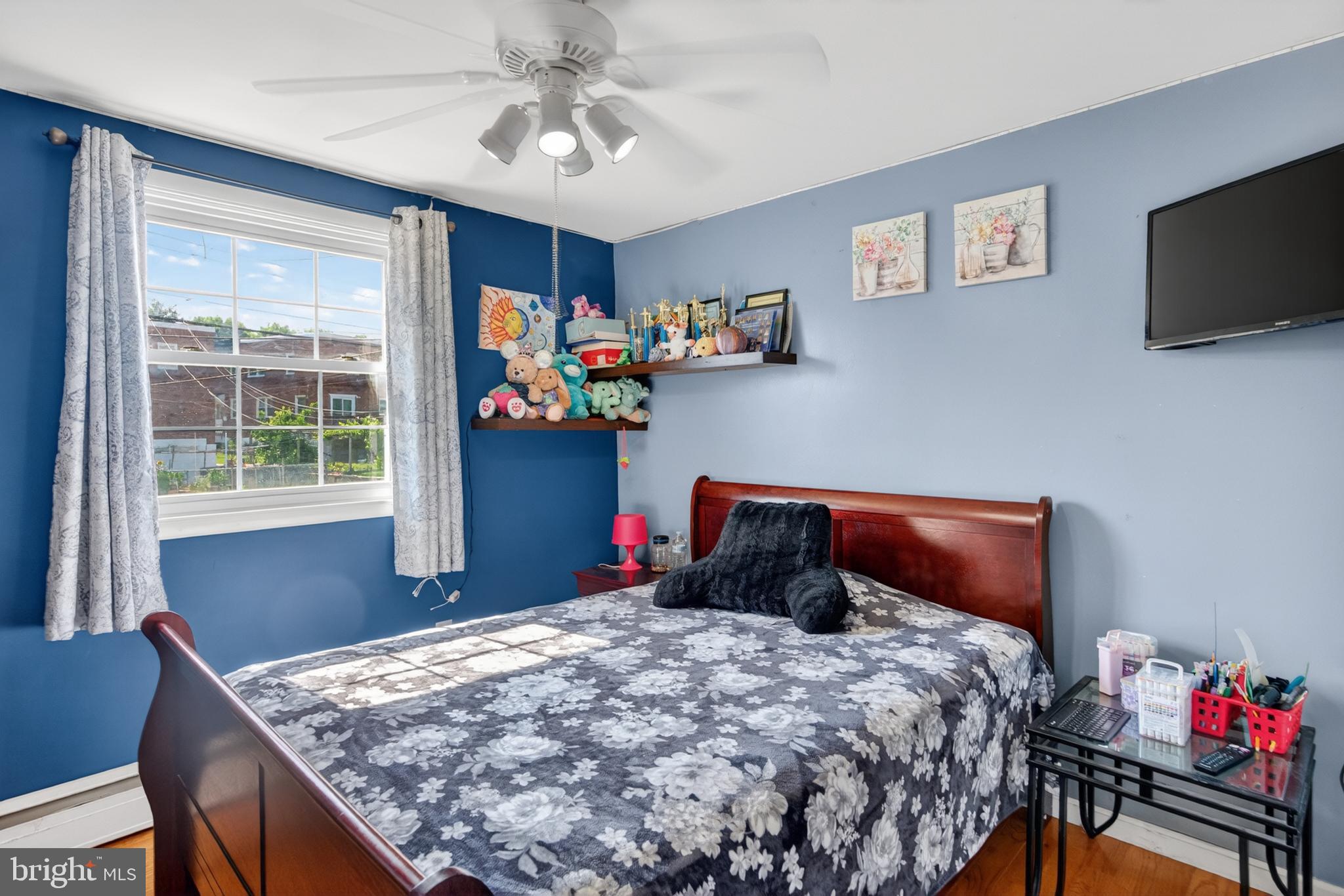 BUSTLETON - Residential