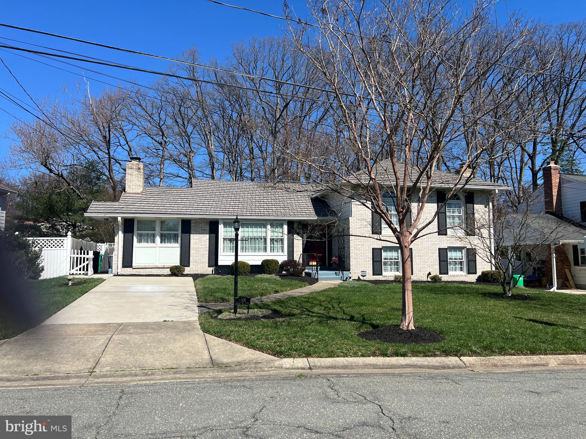 BOND MILL PARK - Residential