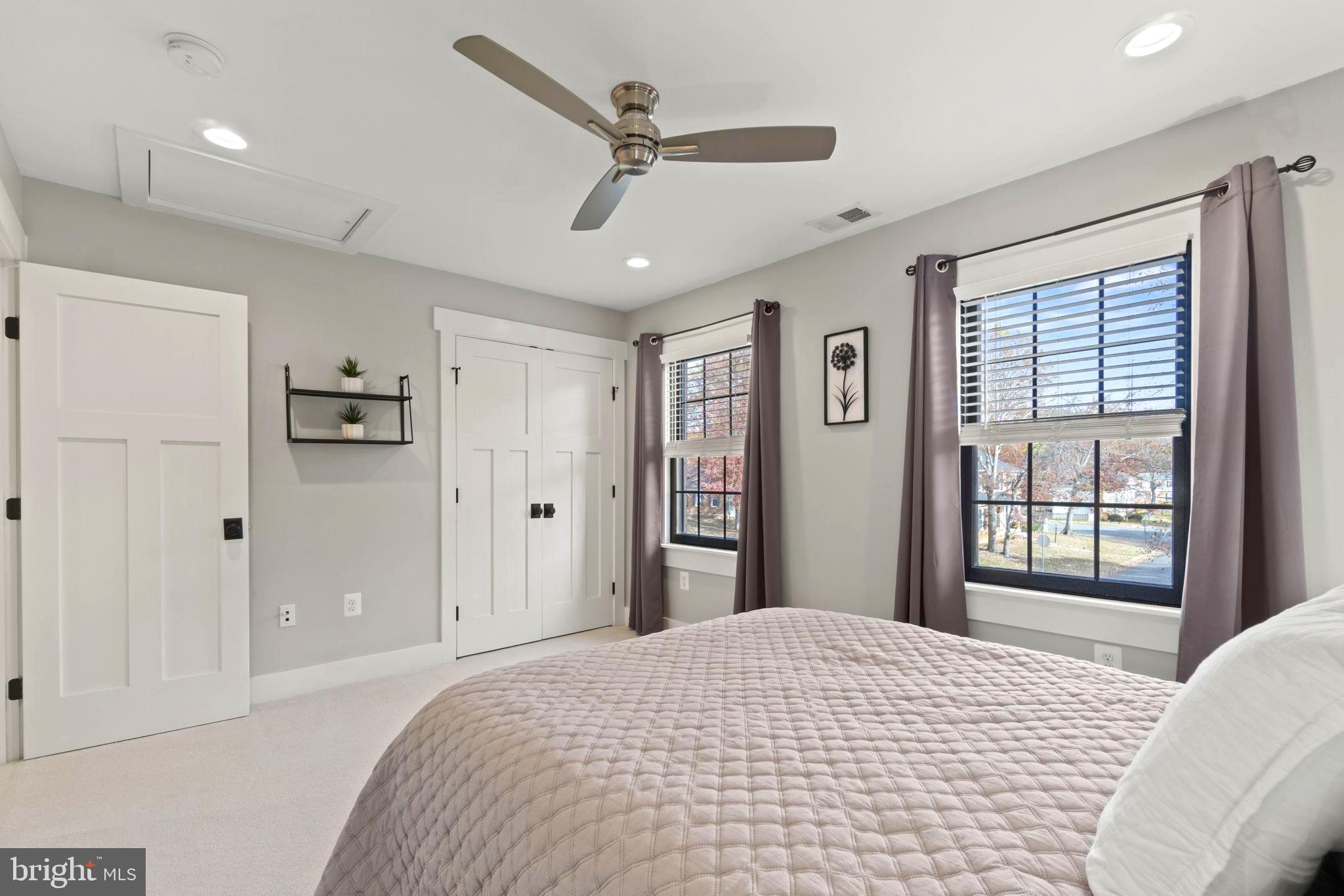 MONTCLAIR ST3 - Residential