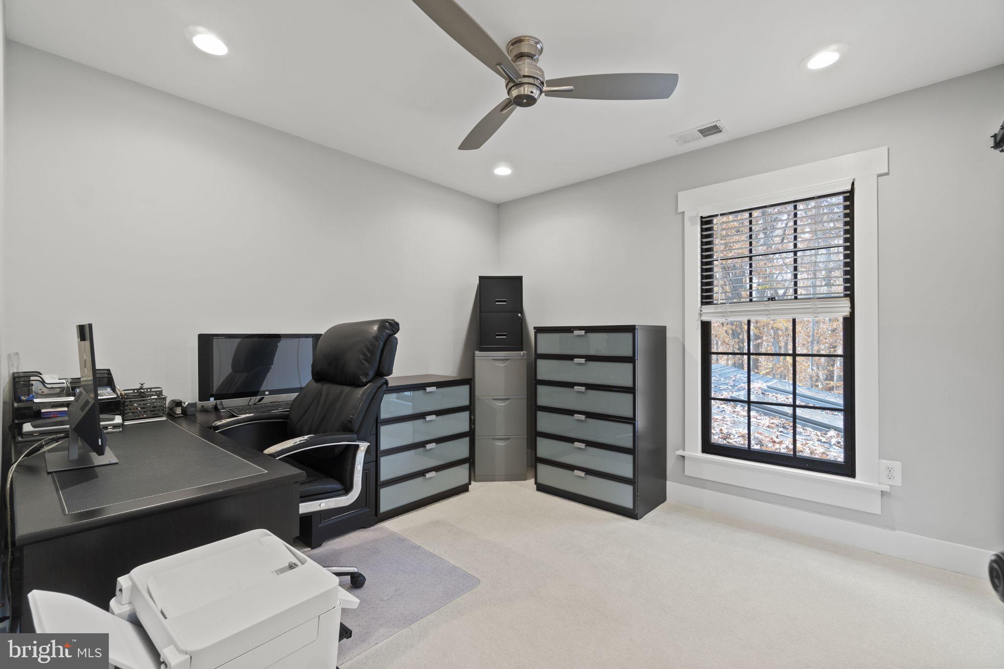 MONTCLAIR ST3 - Residential