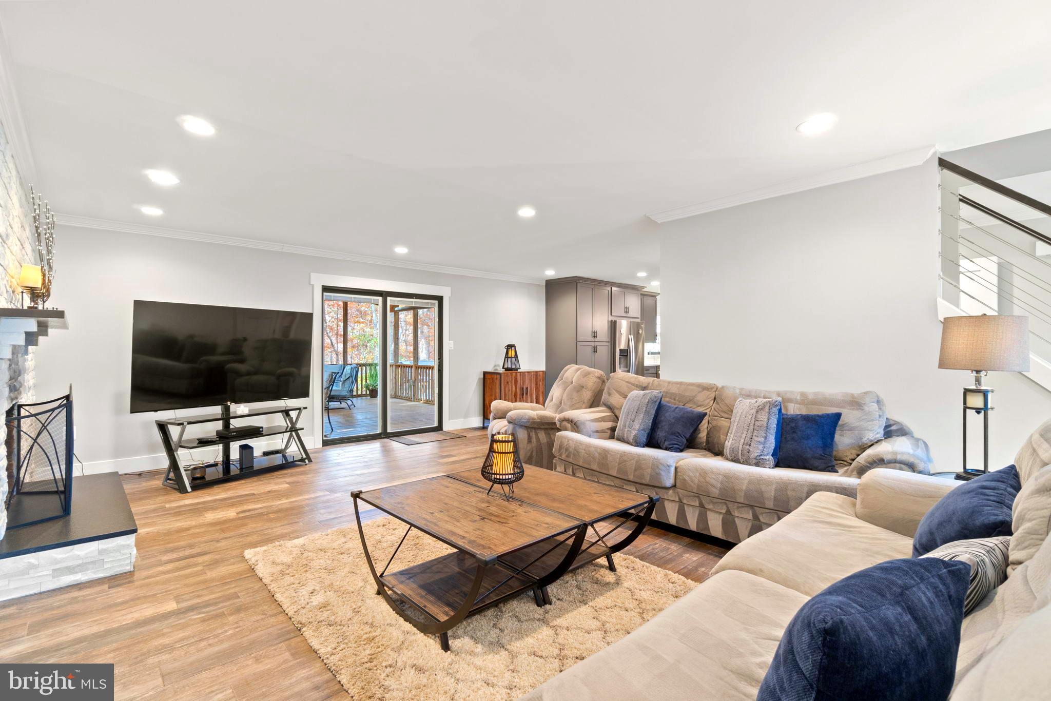 MONTCLAIR ST3 - Residential