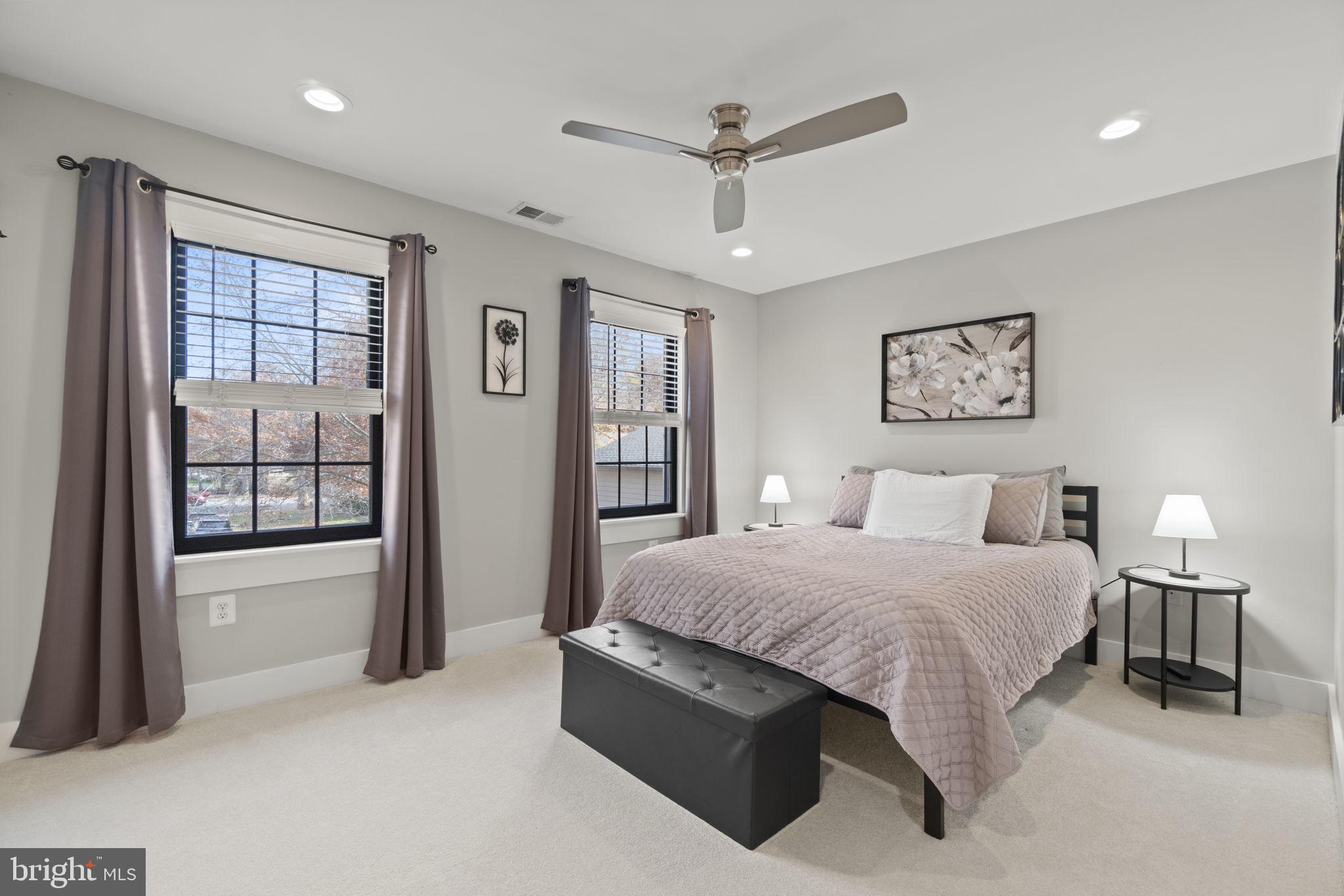 MONTCLAIR ST3 - Residential