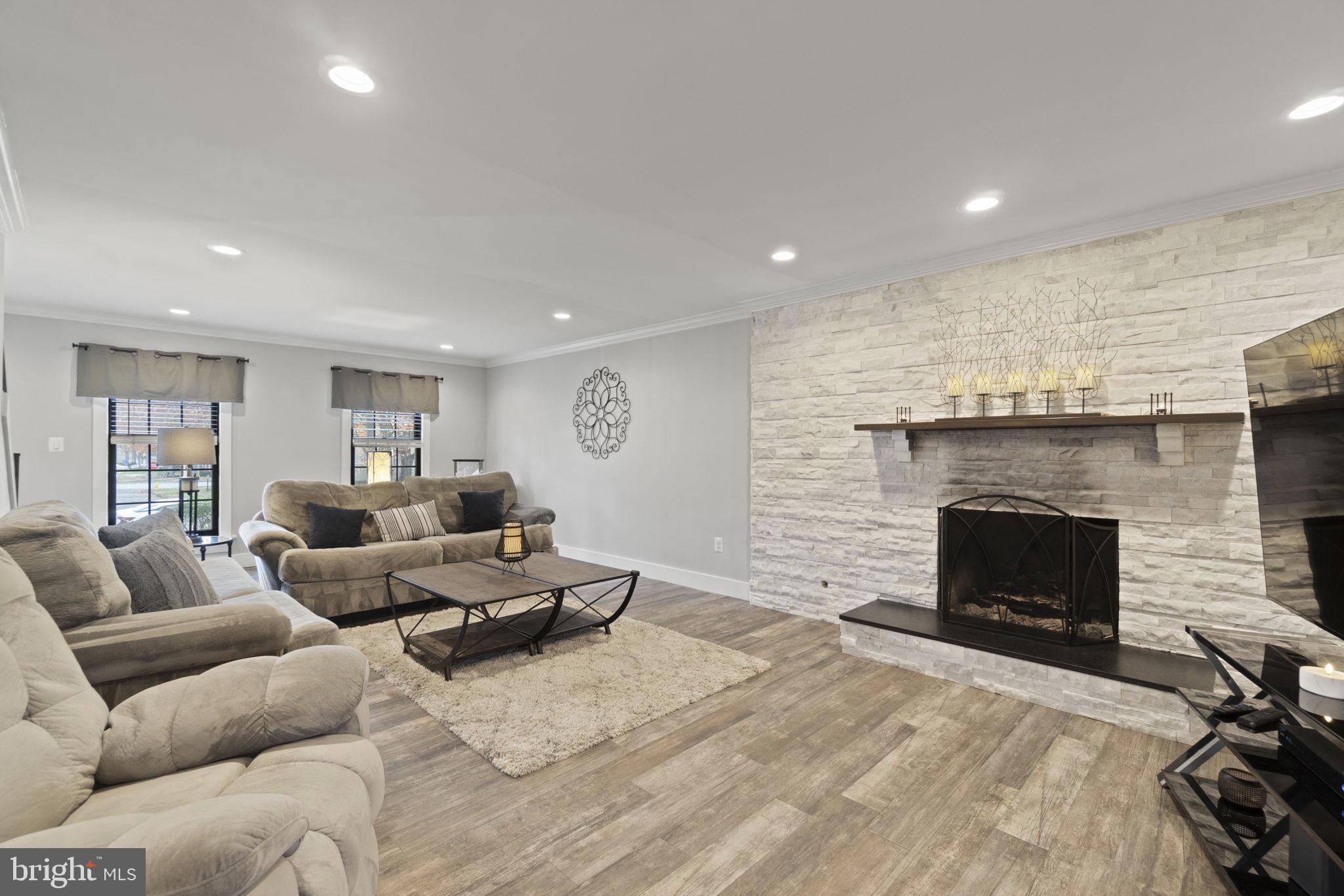 MONTCLAIR ST3 - Residential