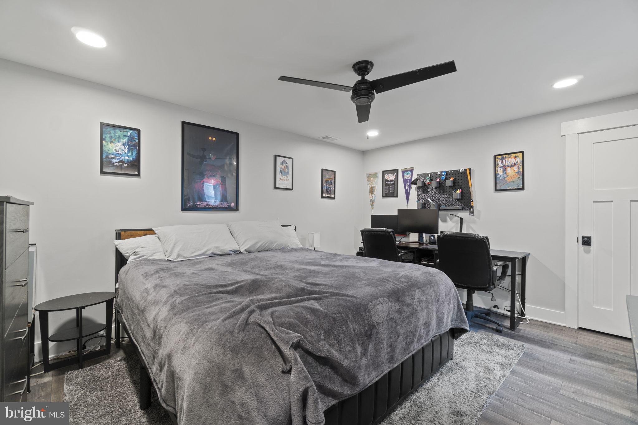 MONTCLAIR ST3 - Residential