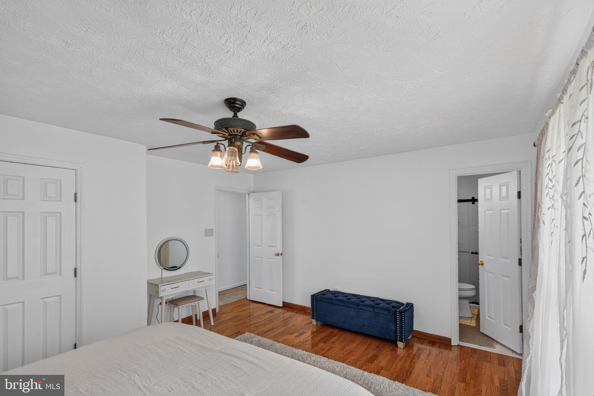 BRENTWOOD PARK - Residential
