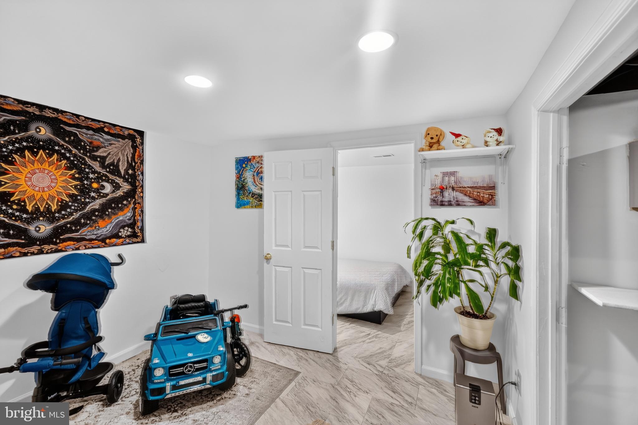 BRENTWOOD PARK - Residential