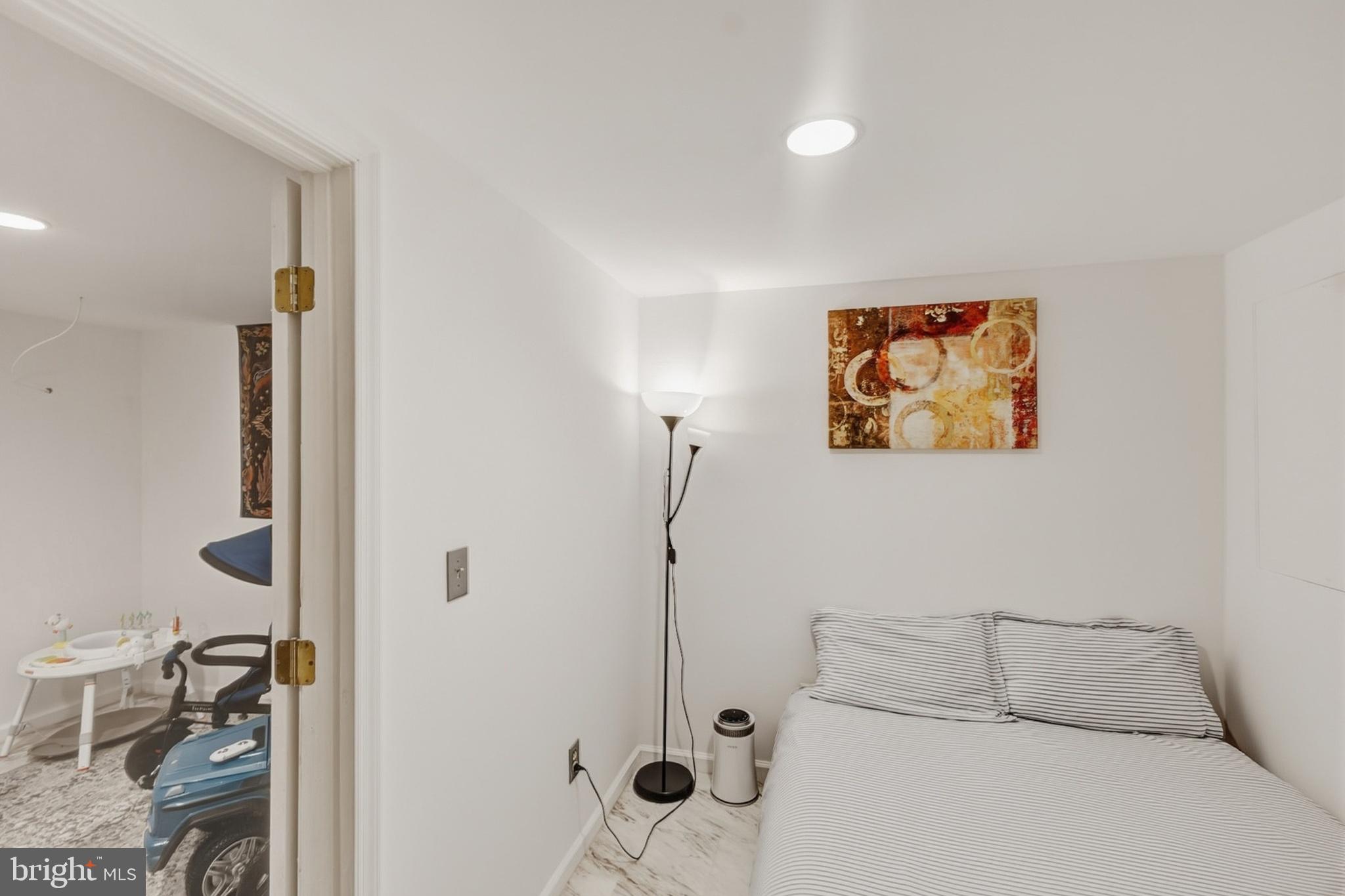 BRENTWOOD PARK - Residential