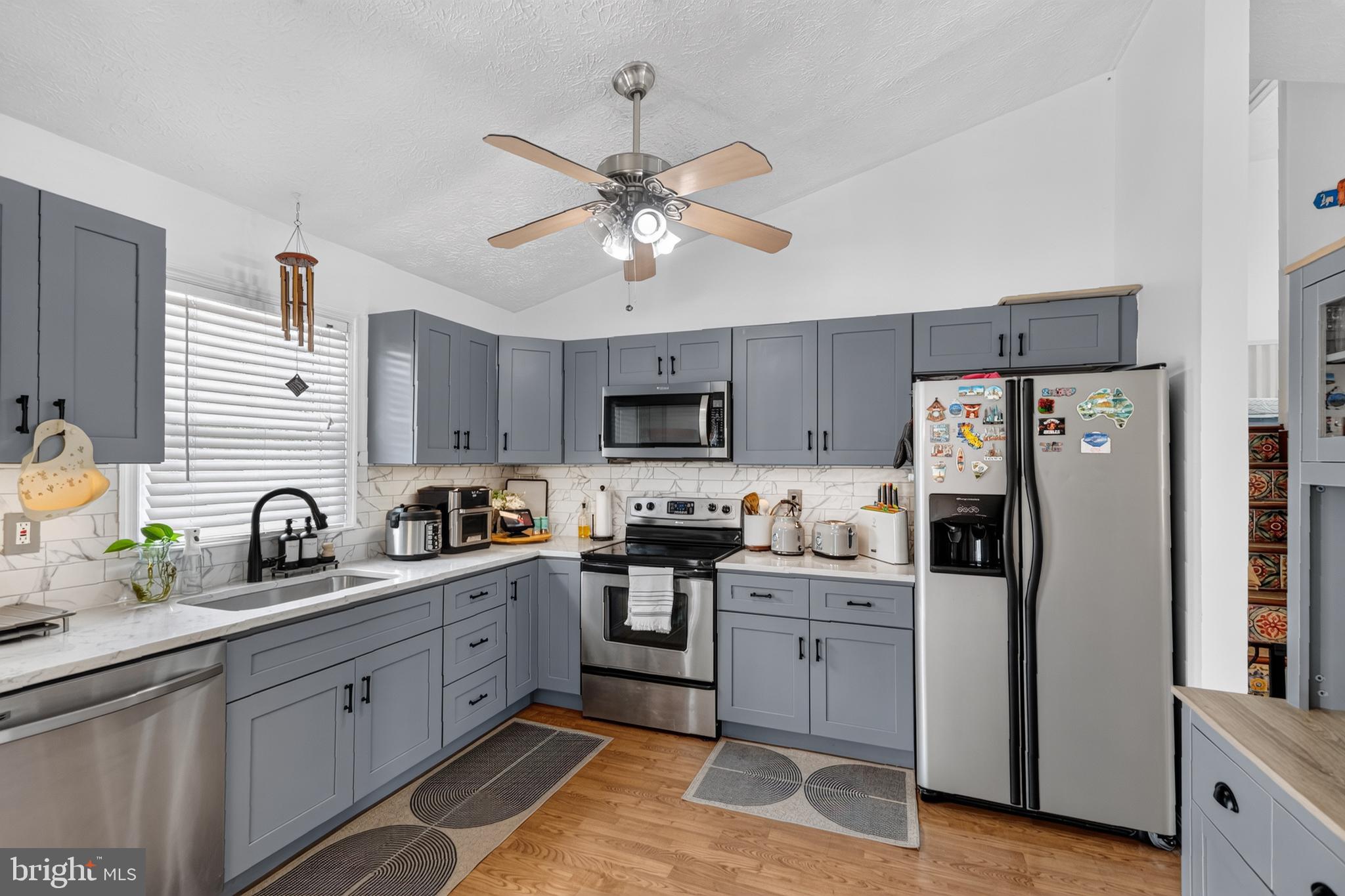 BRENTWOOD PARK - Residential
