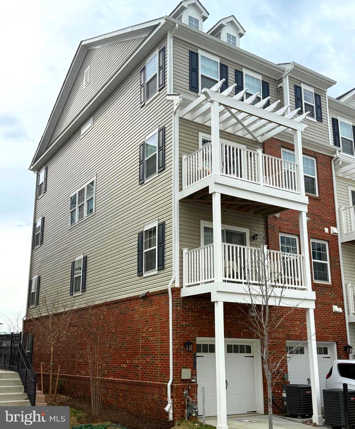 BALLARD GREEN - Residential Lease